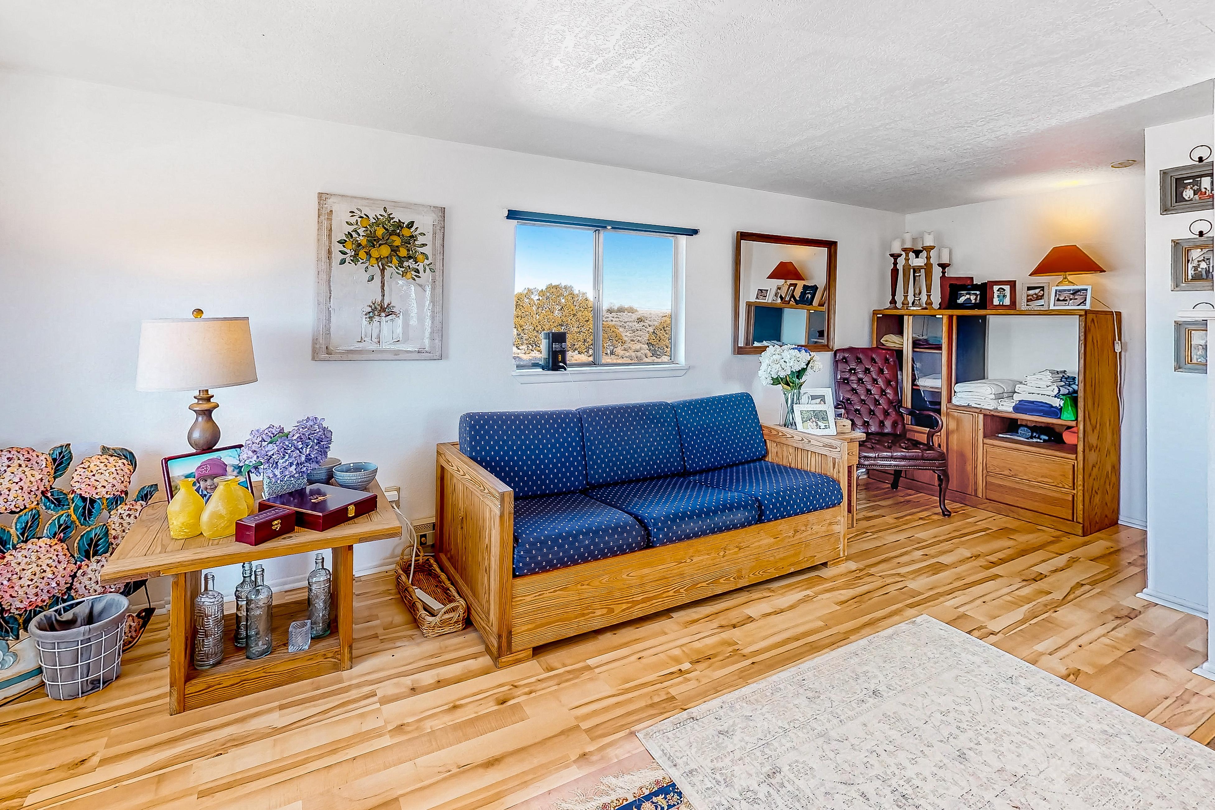 Mountain Vista - House & Barn