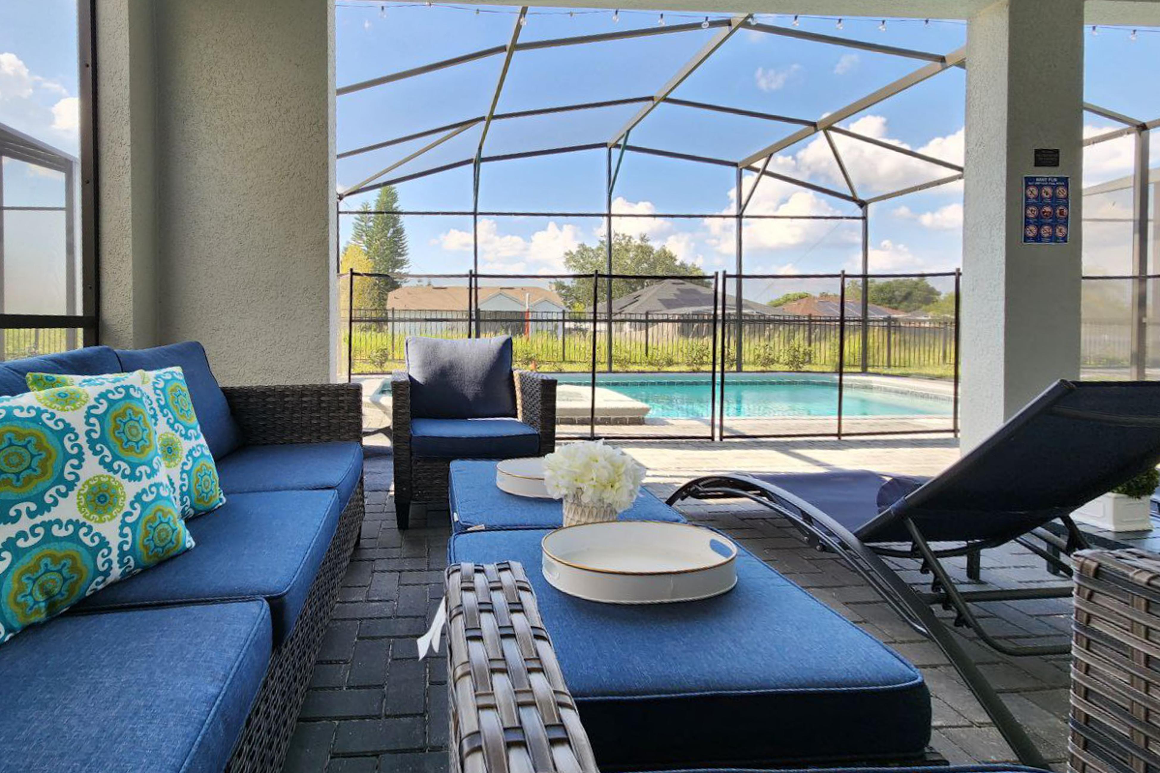 Davenport Darling in Windsor Island