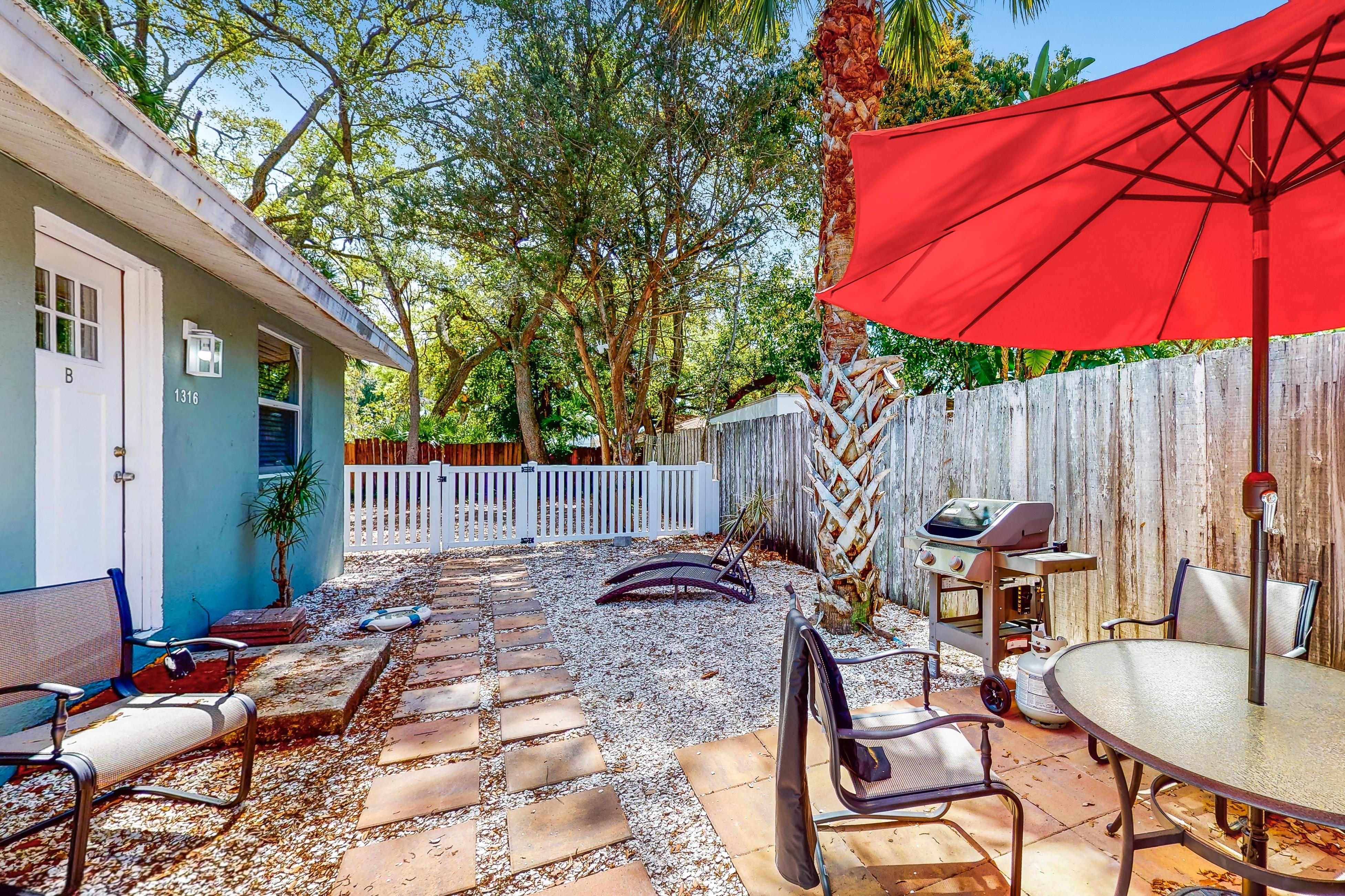 Casa Cocoanut - Entire Property