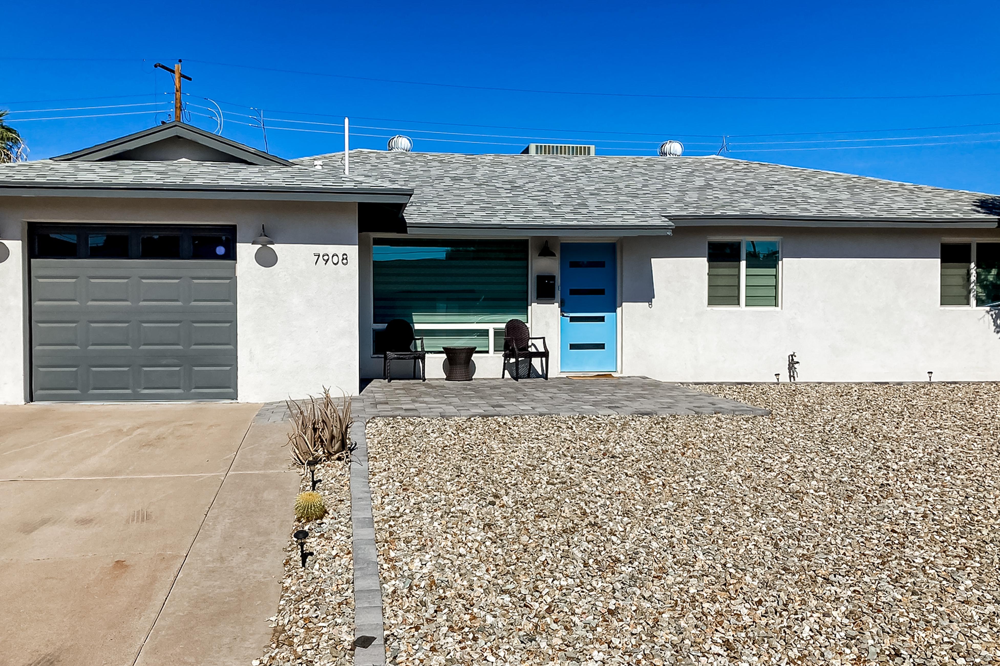 Lone Palm Terrace | Photo 1