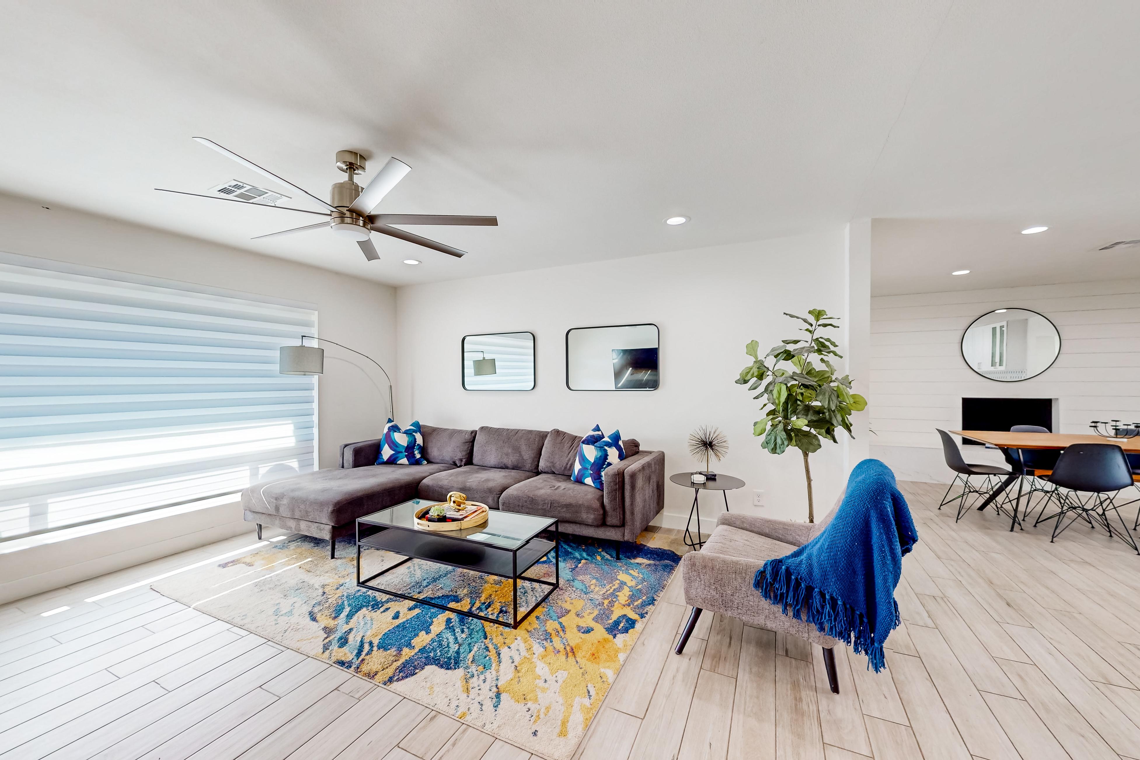 Lone Palm Terrace | Photo 2