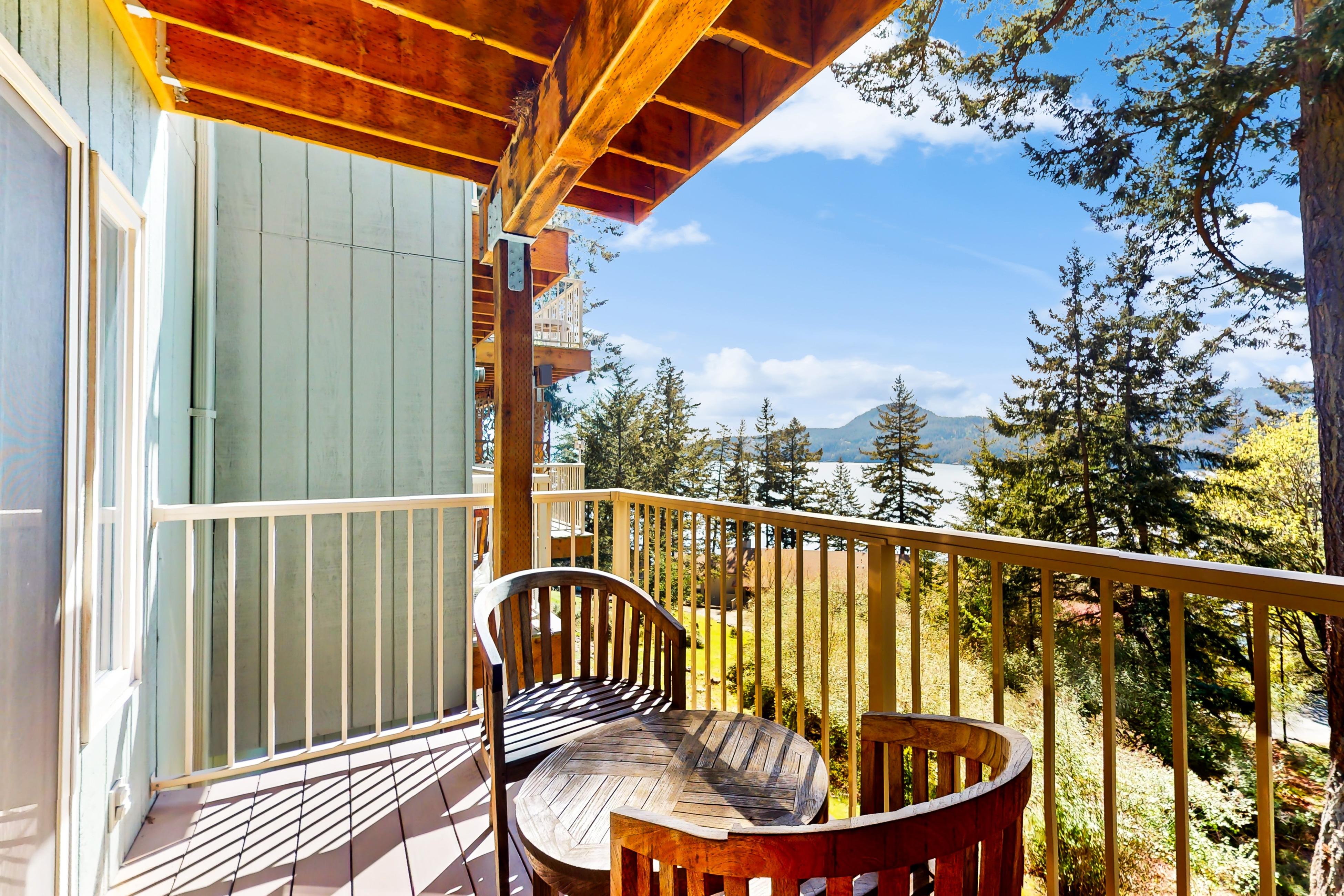 Rosario Relaxation Condo - A 3