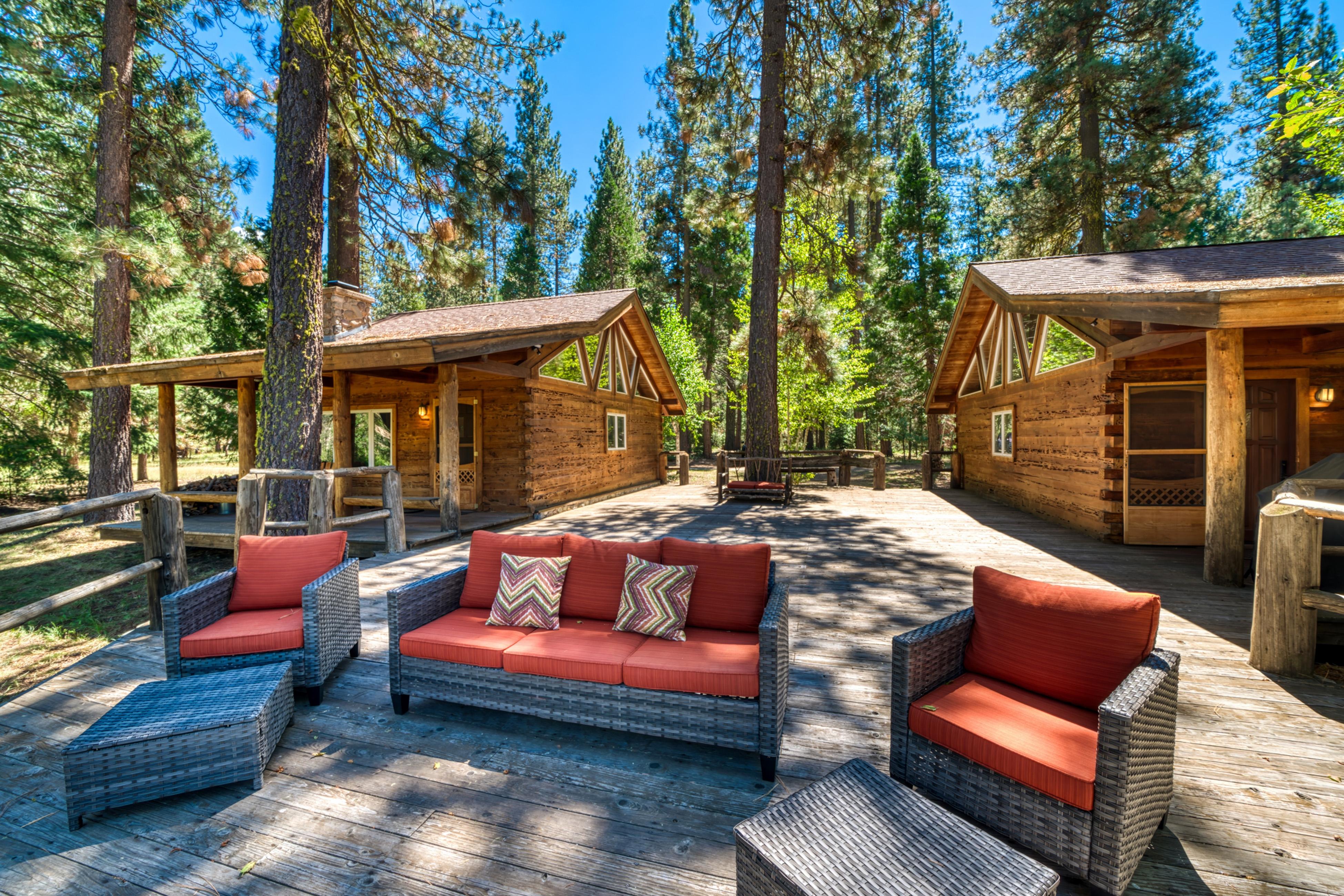 River Cabins - The Lost Sierra Ranch
