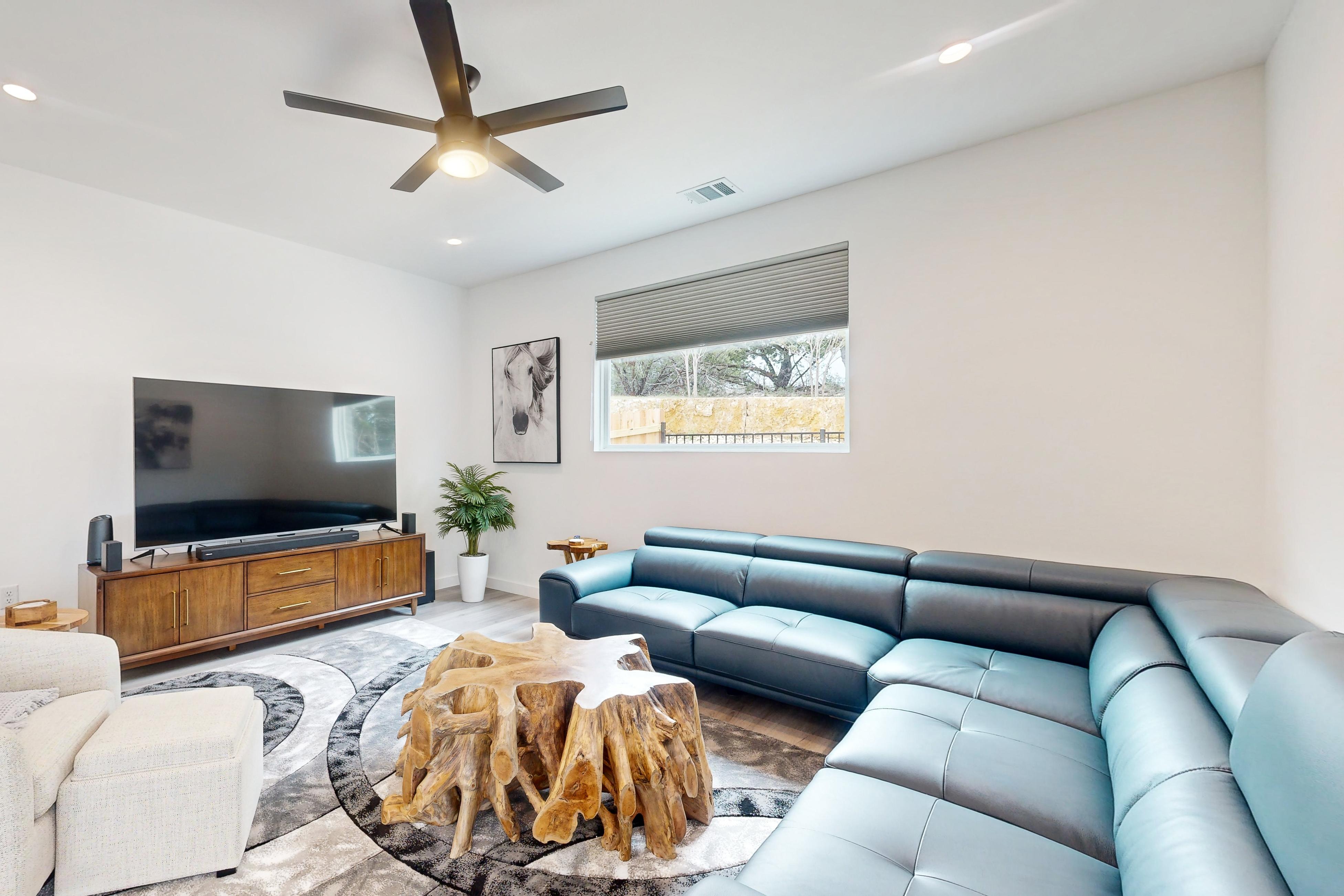 Lago Vista Hideaway | Photo 1