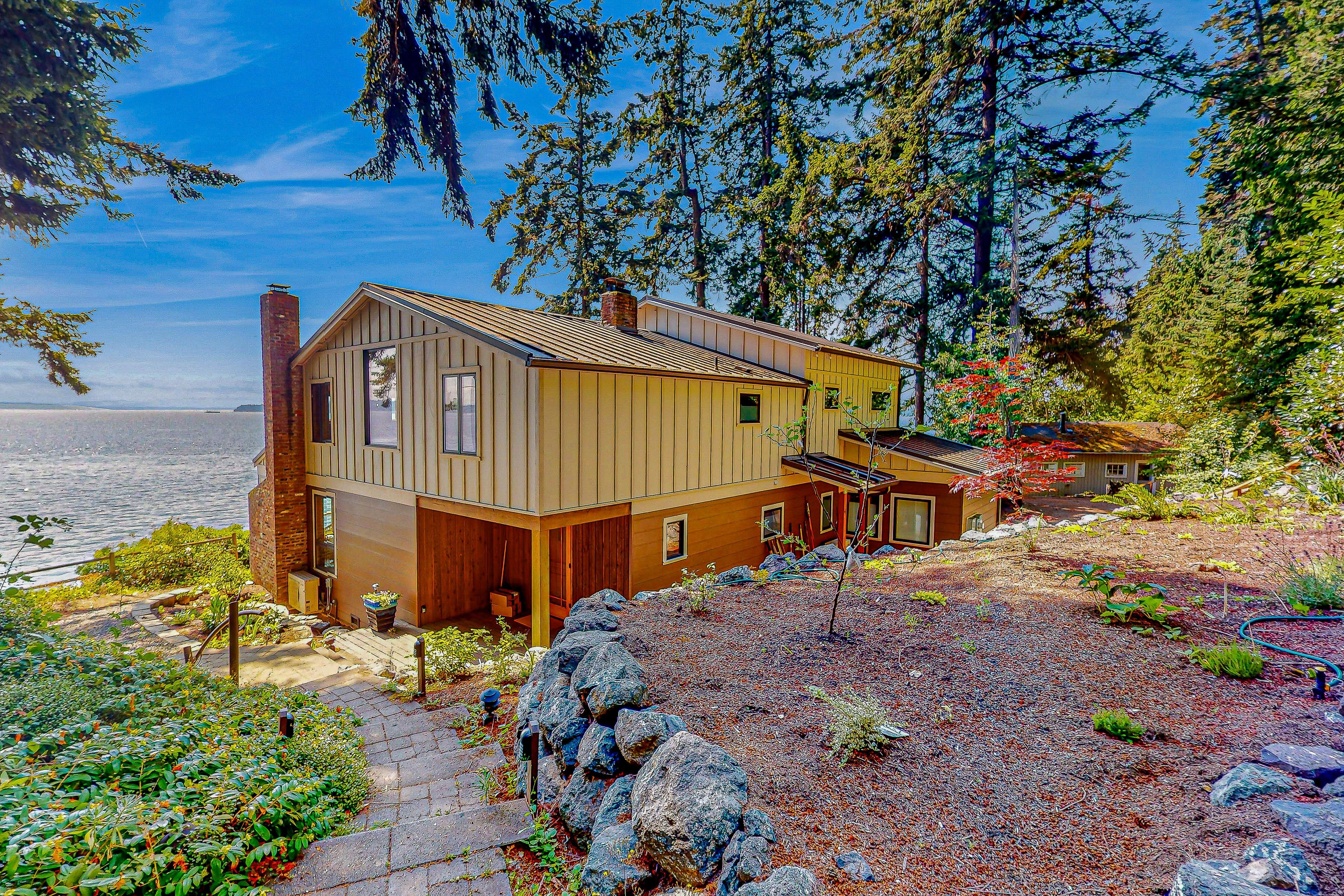 Rainier View Beach House 2