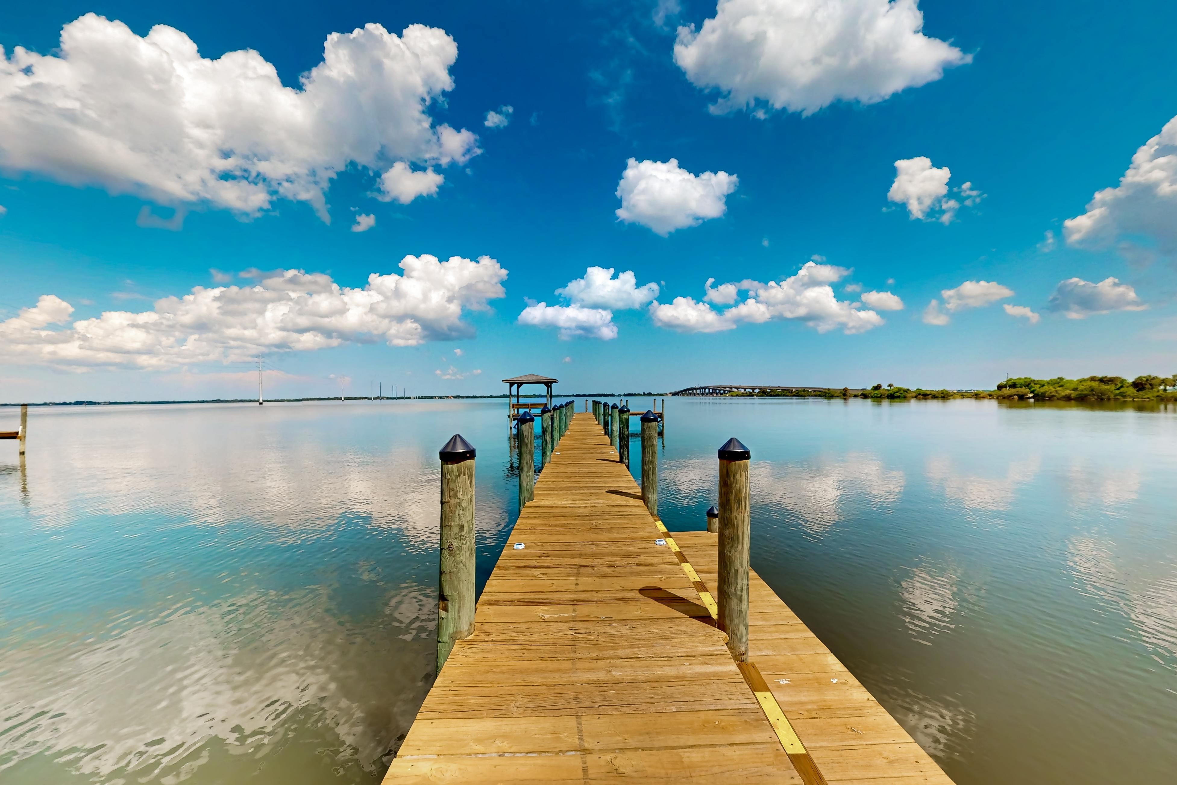 The Manatee Cove - Main Home + Studio