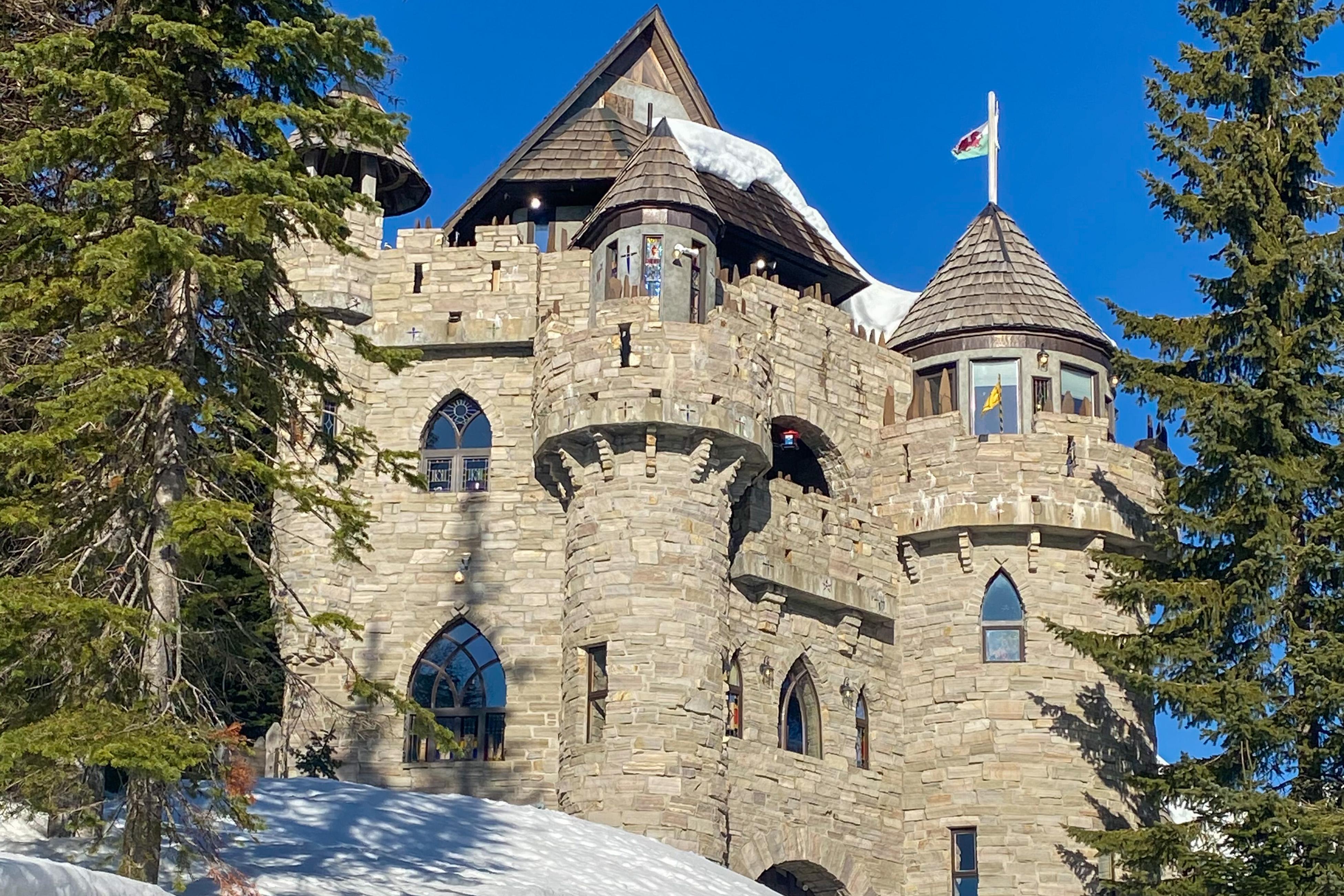 Schweitzer Castle