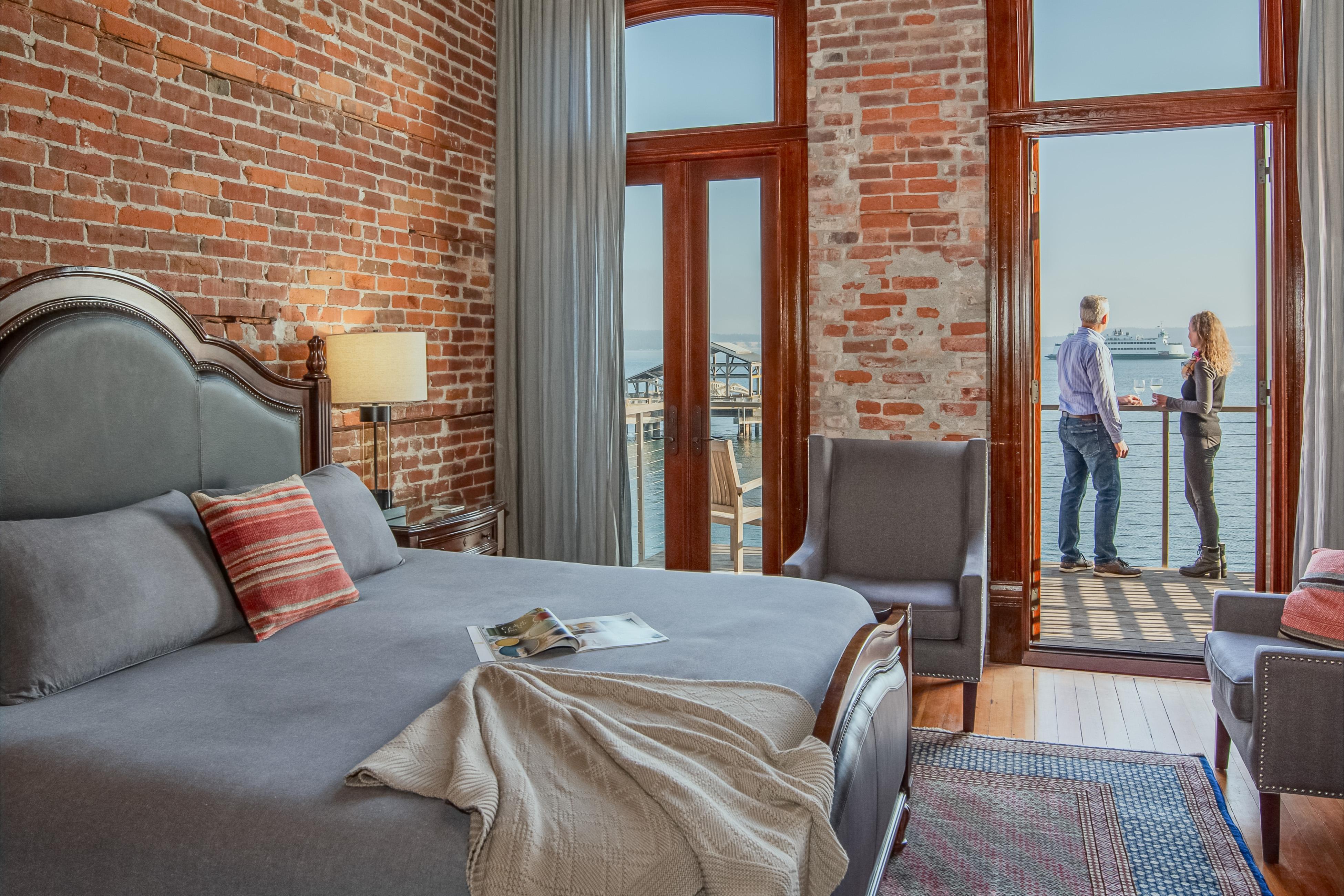 Room 203 Water View at The Belmont Hotel 2