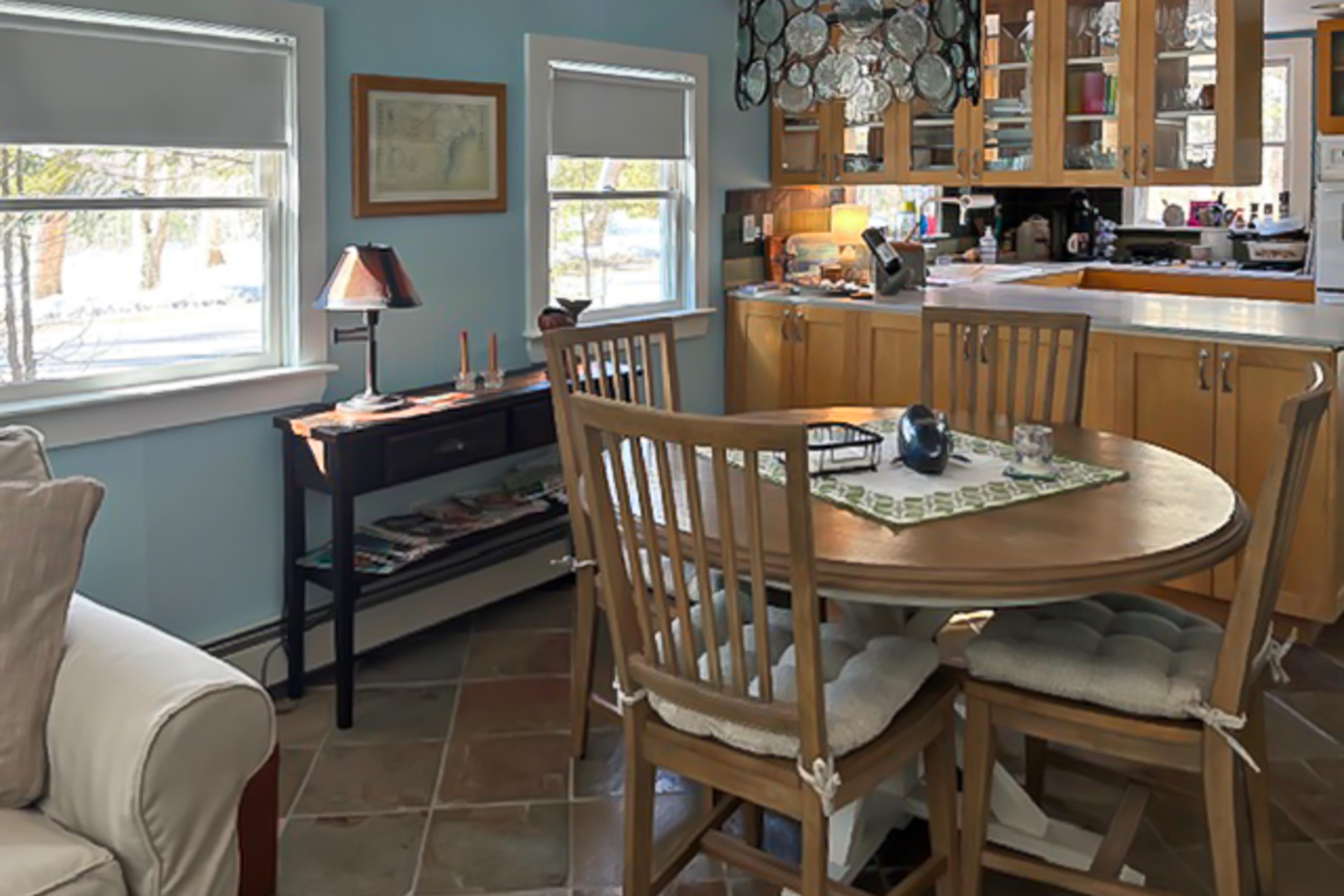 Saltwater Cottage & Studio 6