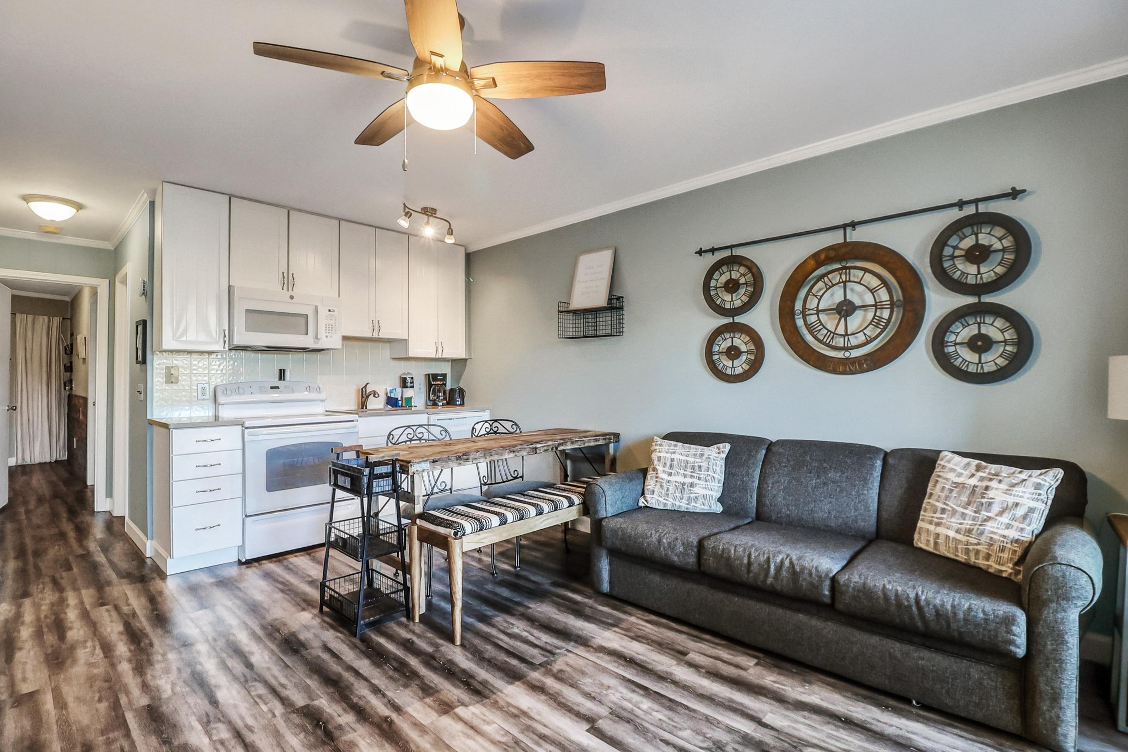 HH Beach & Tennis 119C