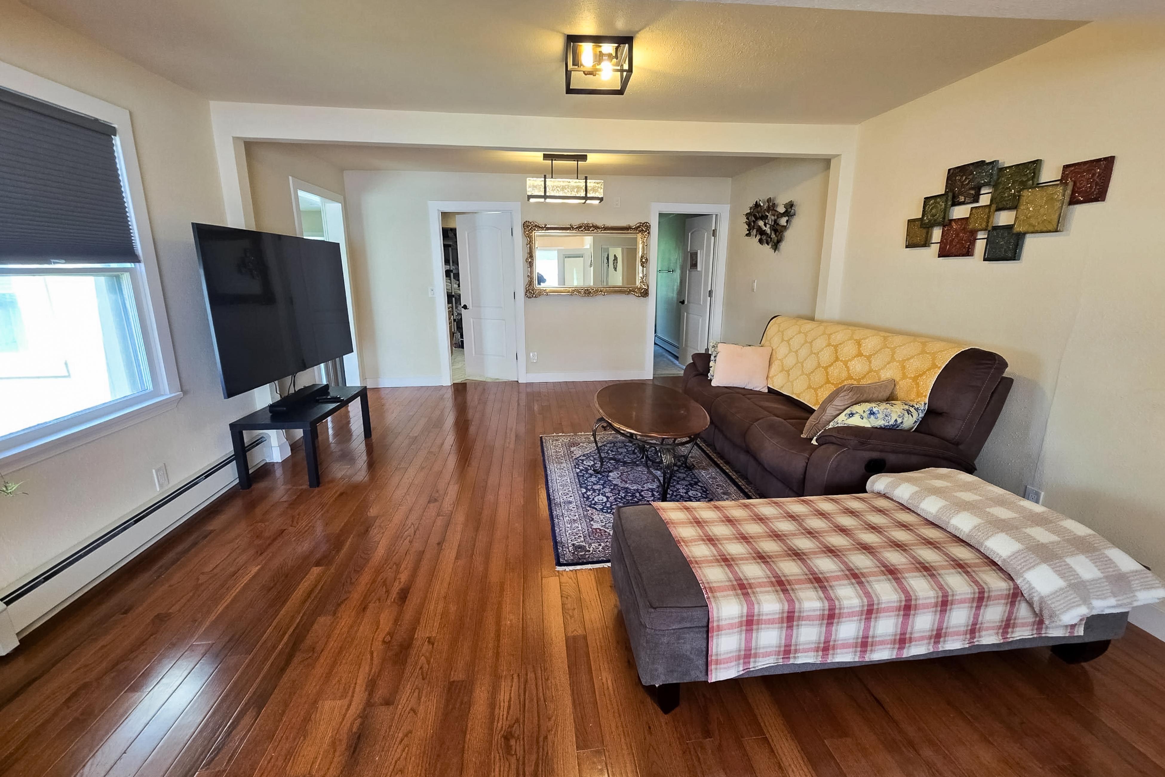 Glacier Groove Getaway A 2