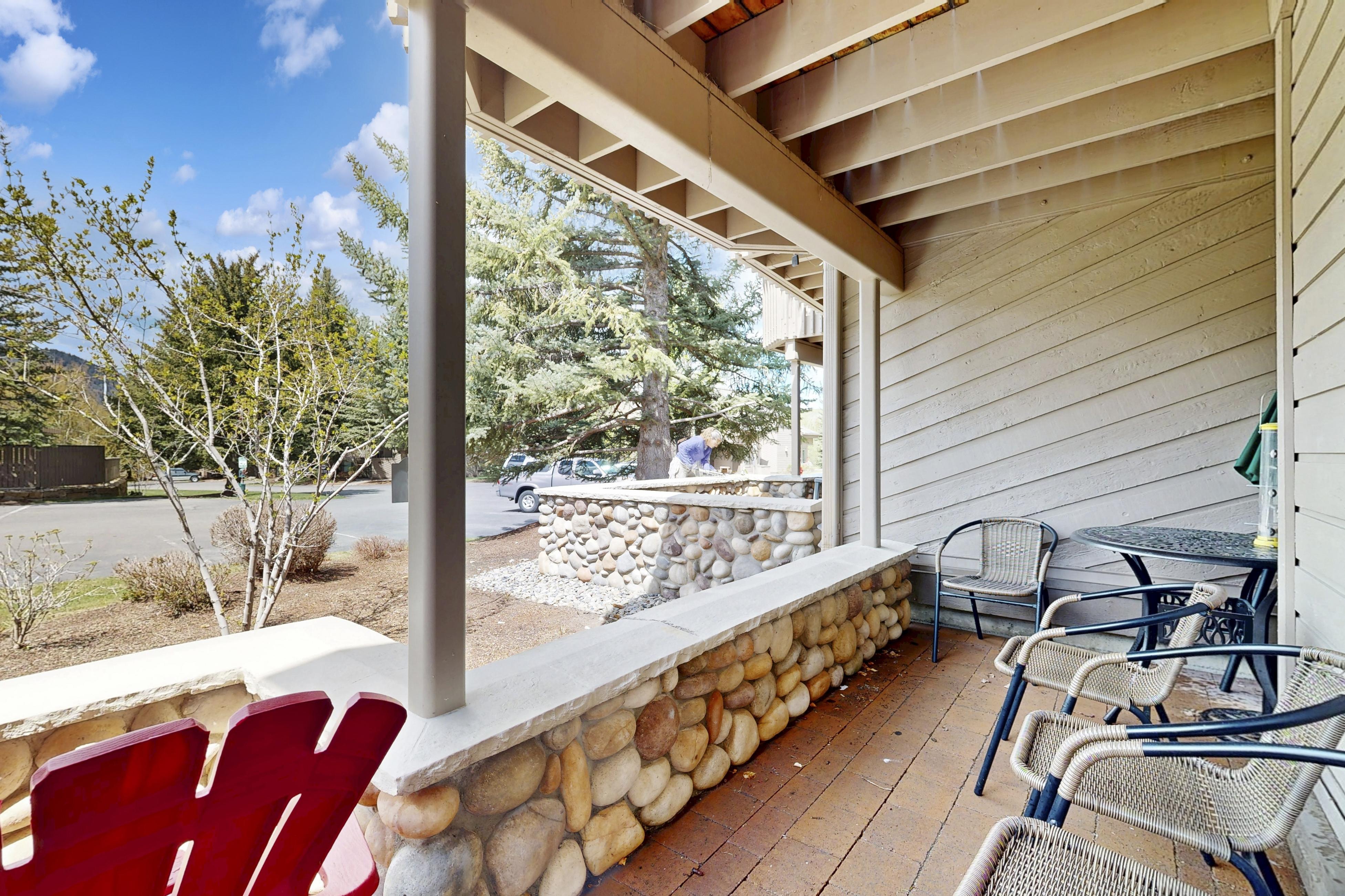 Snowcreek Delight | Photo 2