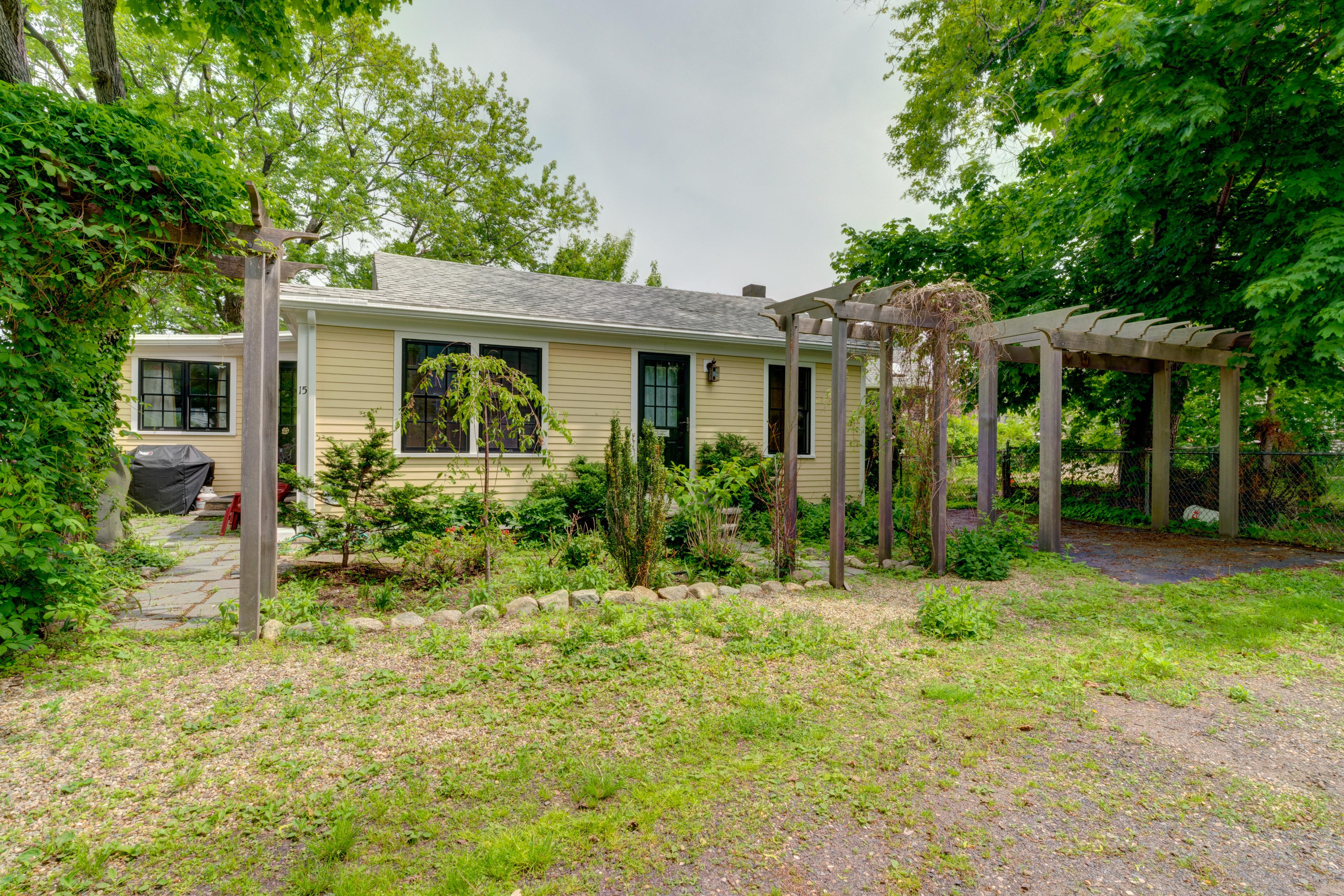 Vintage Rockport Escape