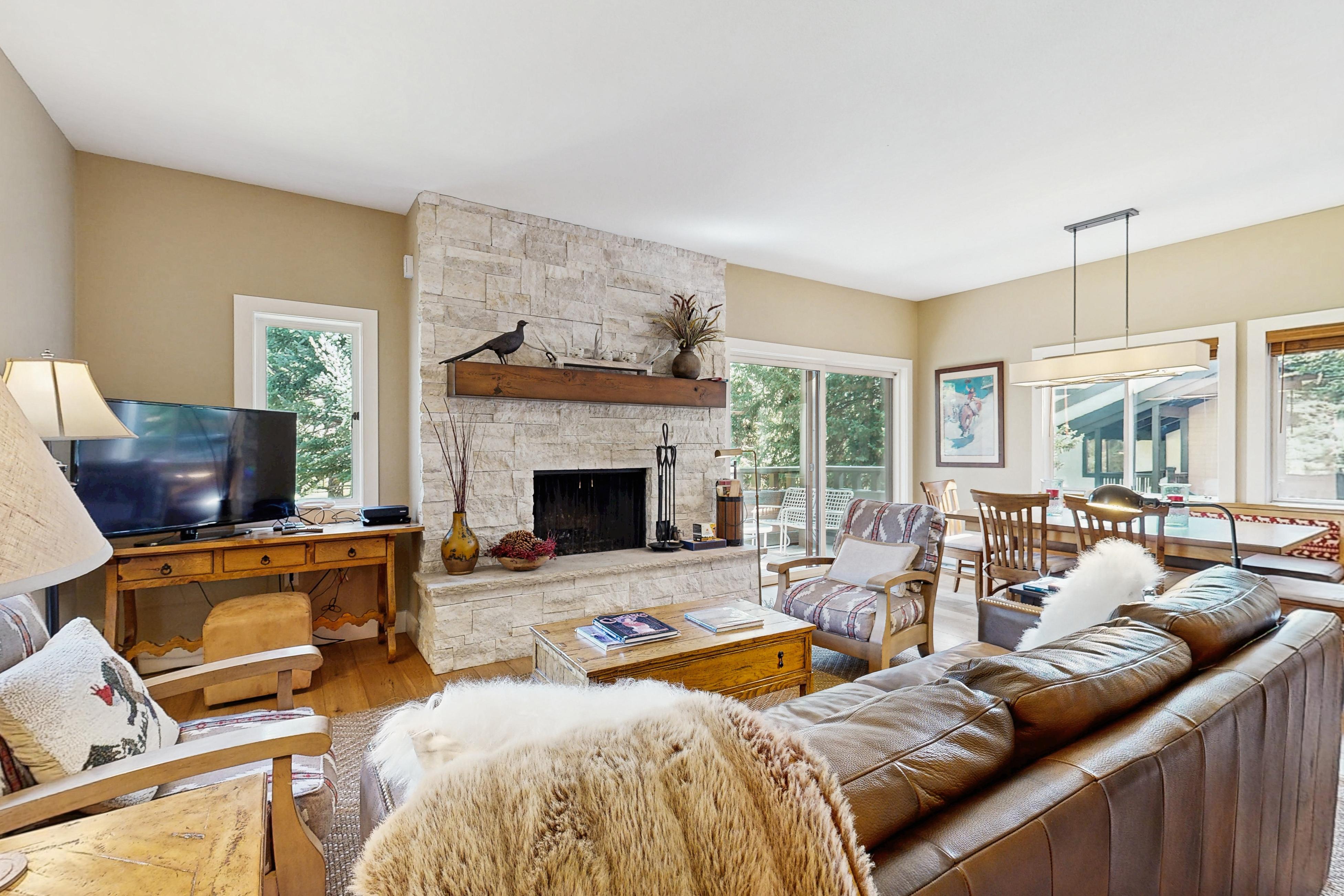 Wildflower Luxury 3BR 3BA Condo