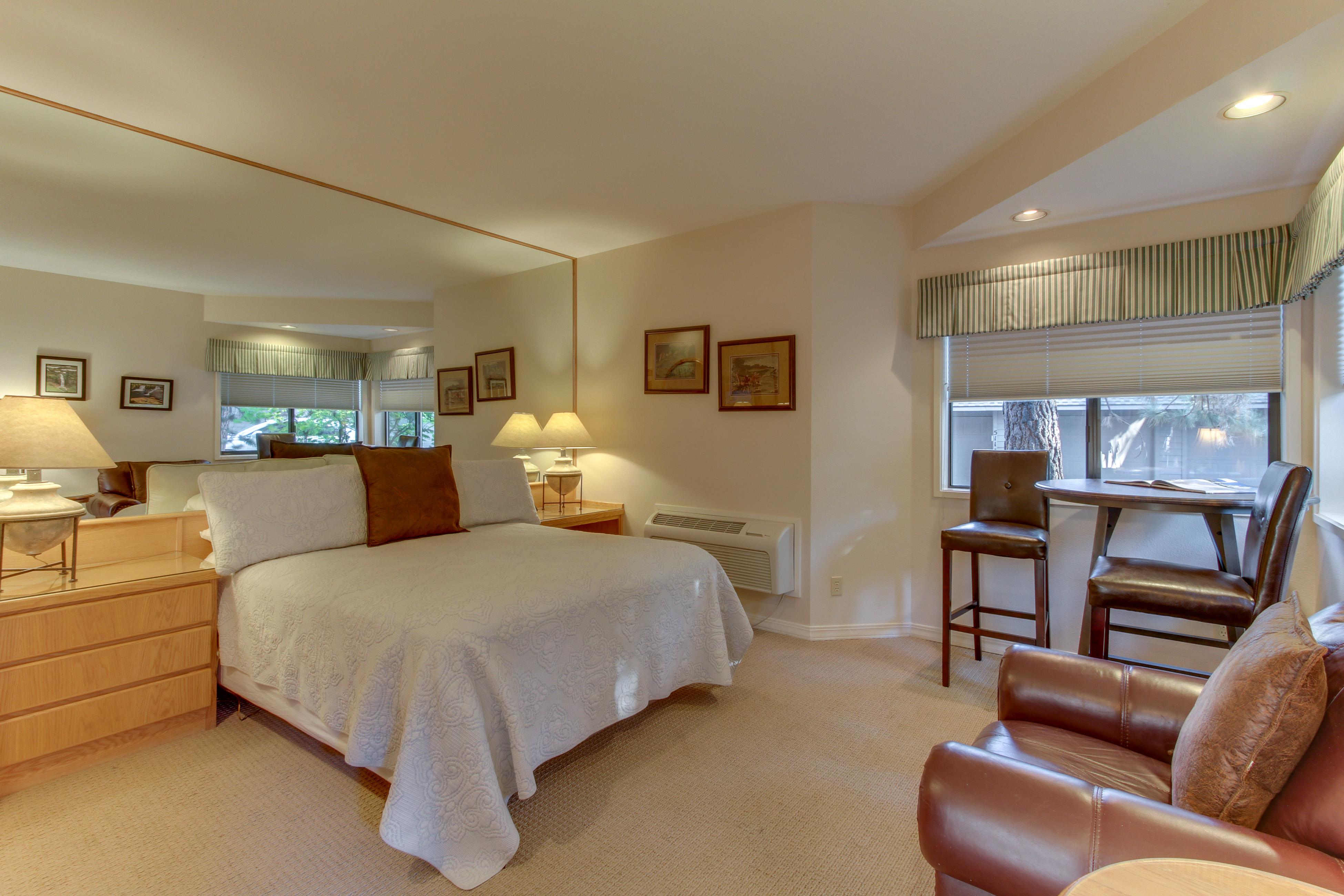 Mt Bachelor Village - Seclusion in Century West 2