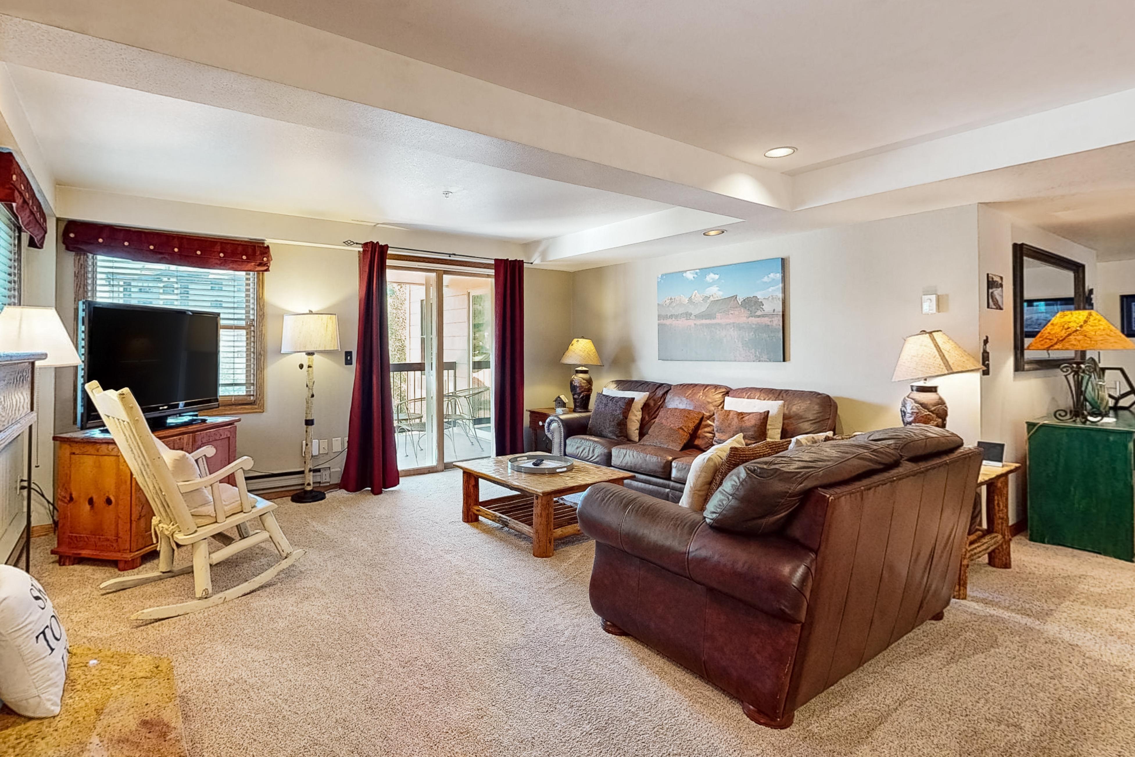 Torian Plum Plaza 301