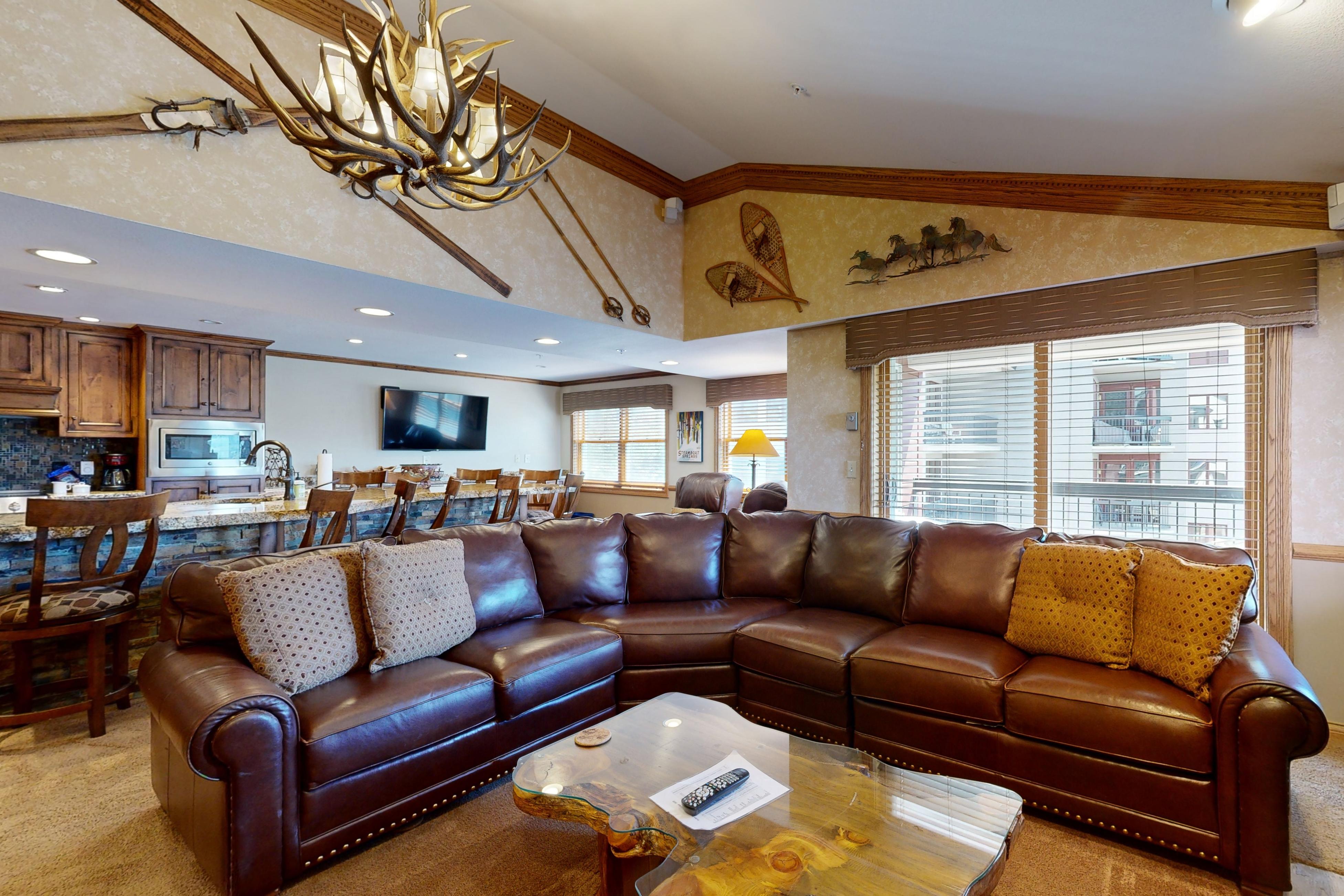 Torian Plum Plaza 508