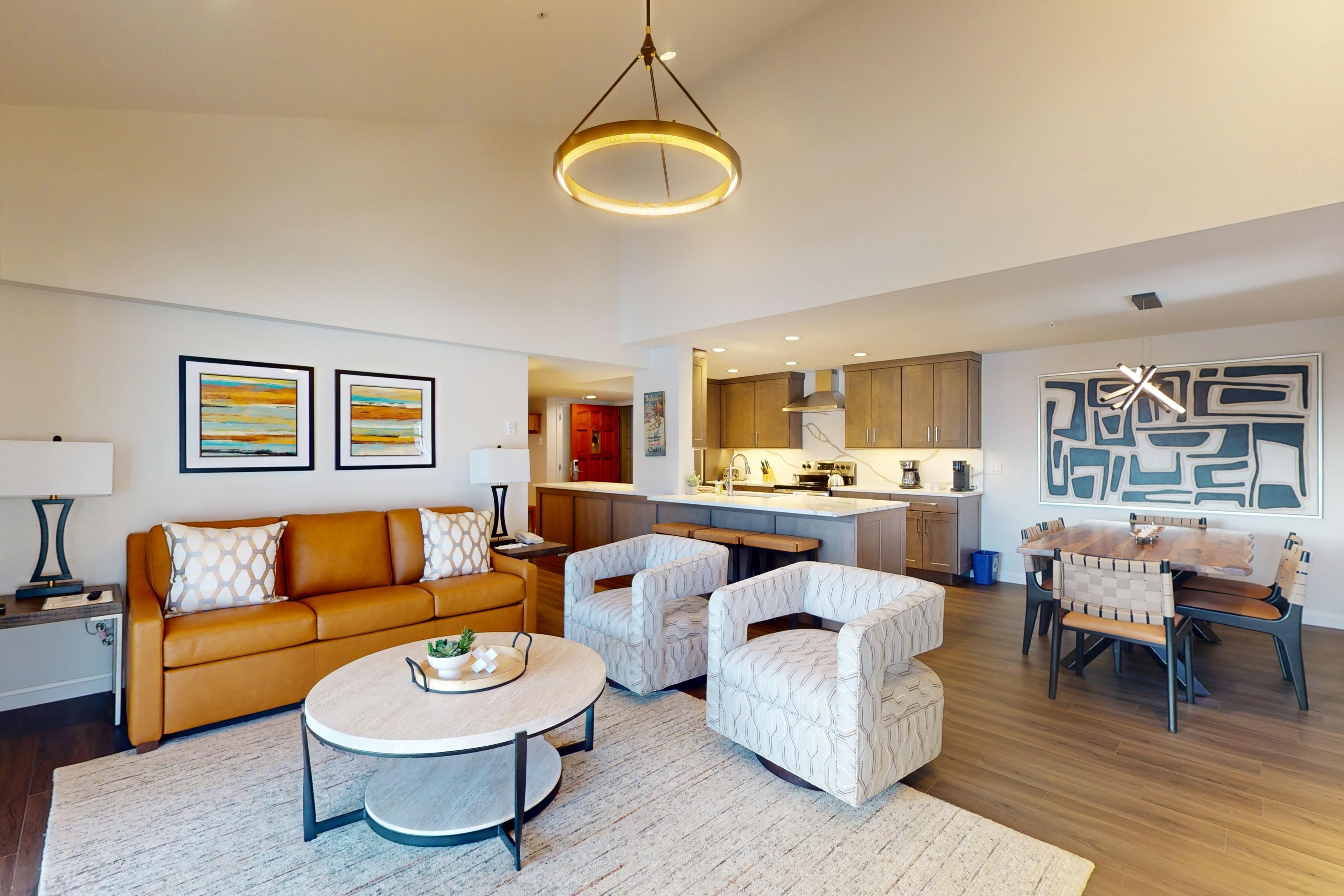 Torian Plum Plaza 804