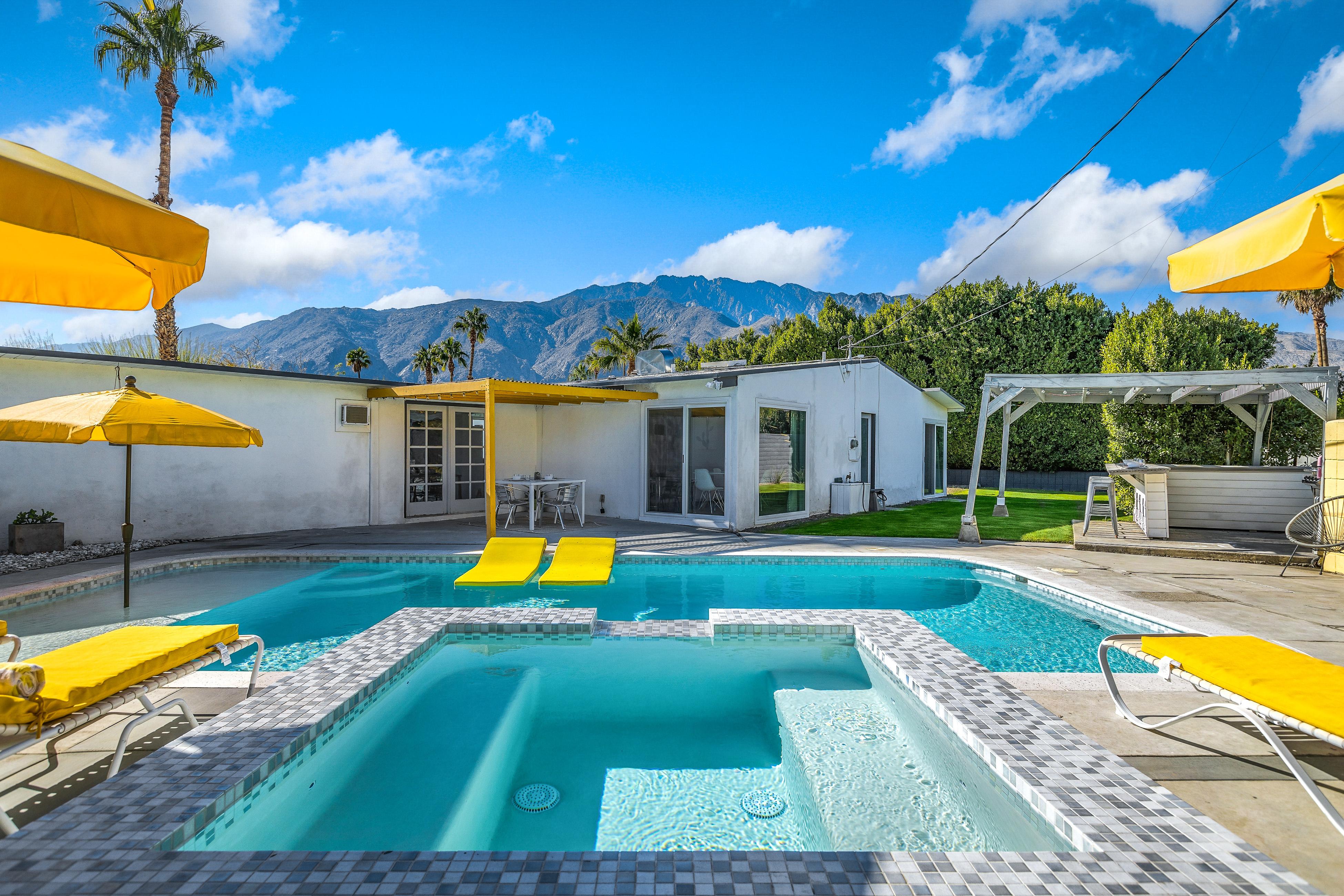 Palm Springs Pool Bungalow - 1491