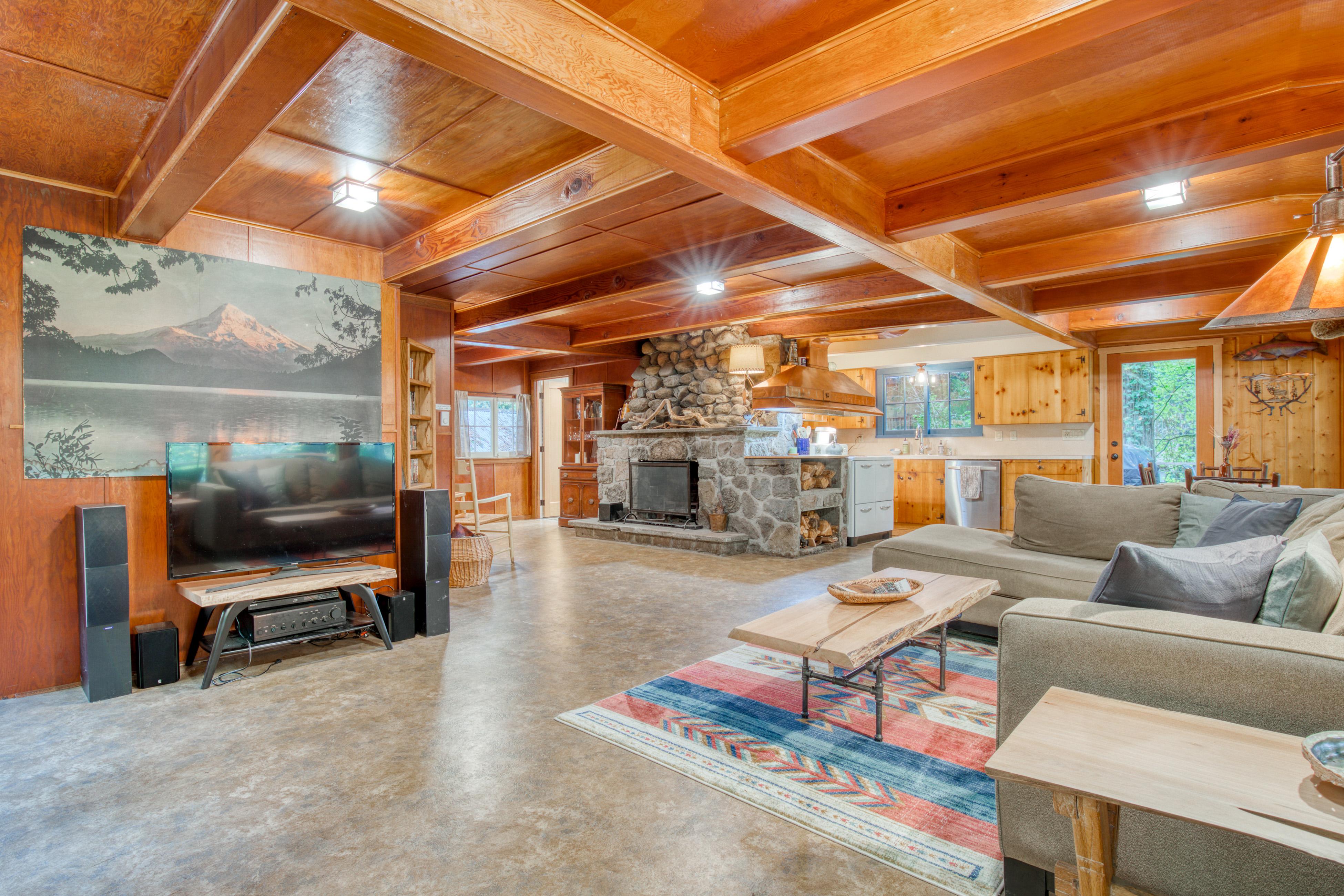 Sandy River Retreat 5