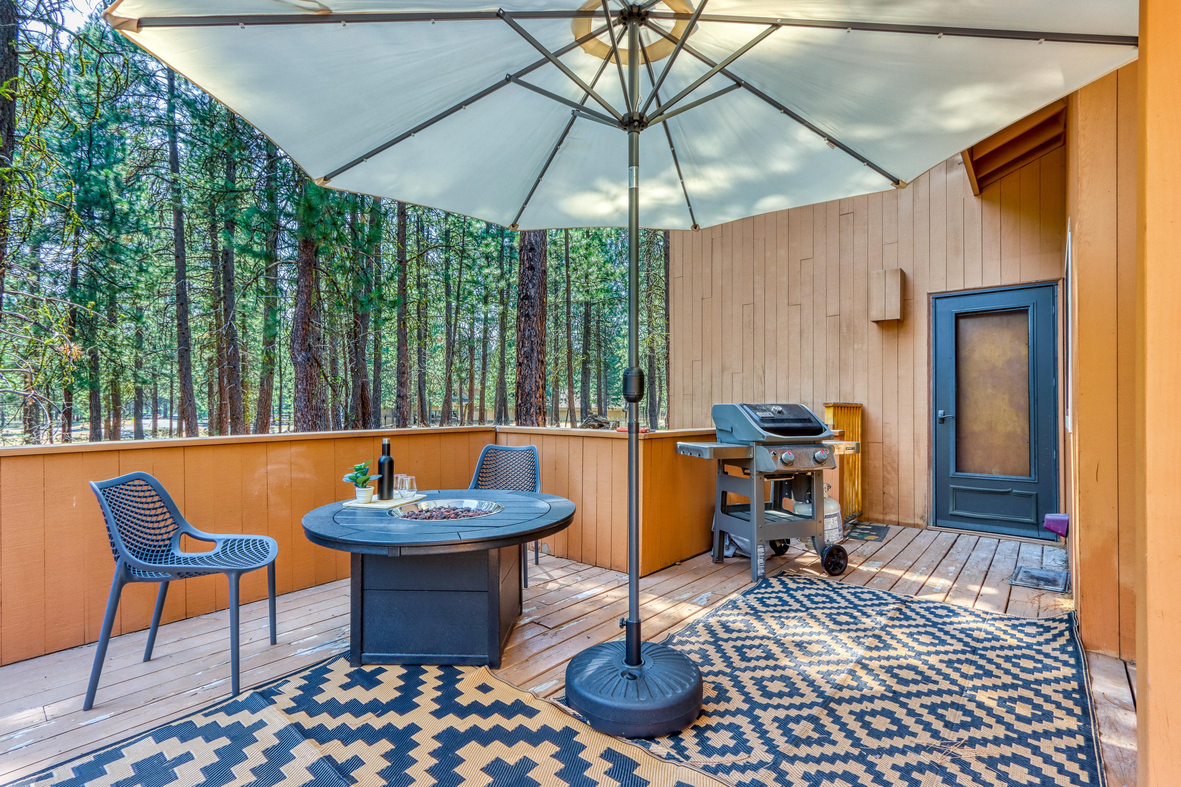 Mid Century Lodge 4