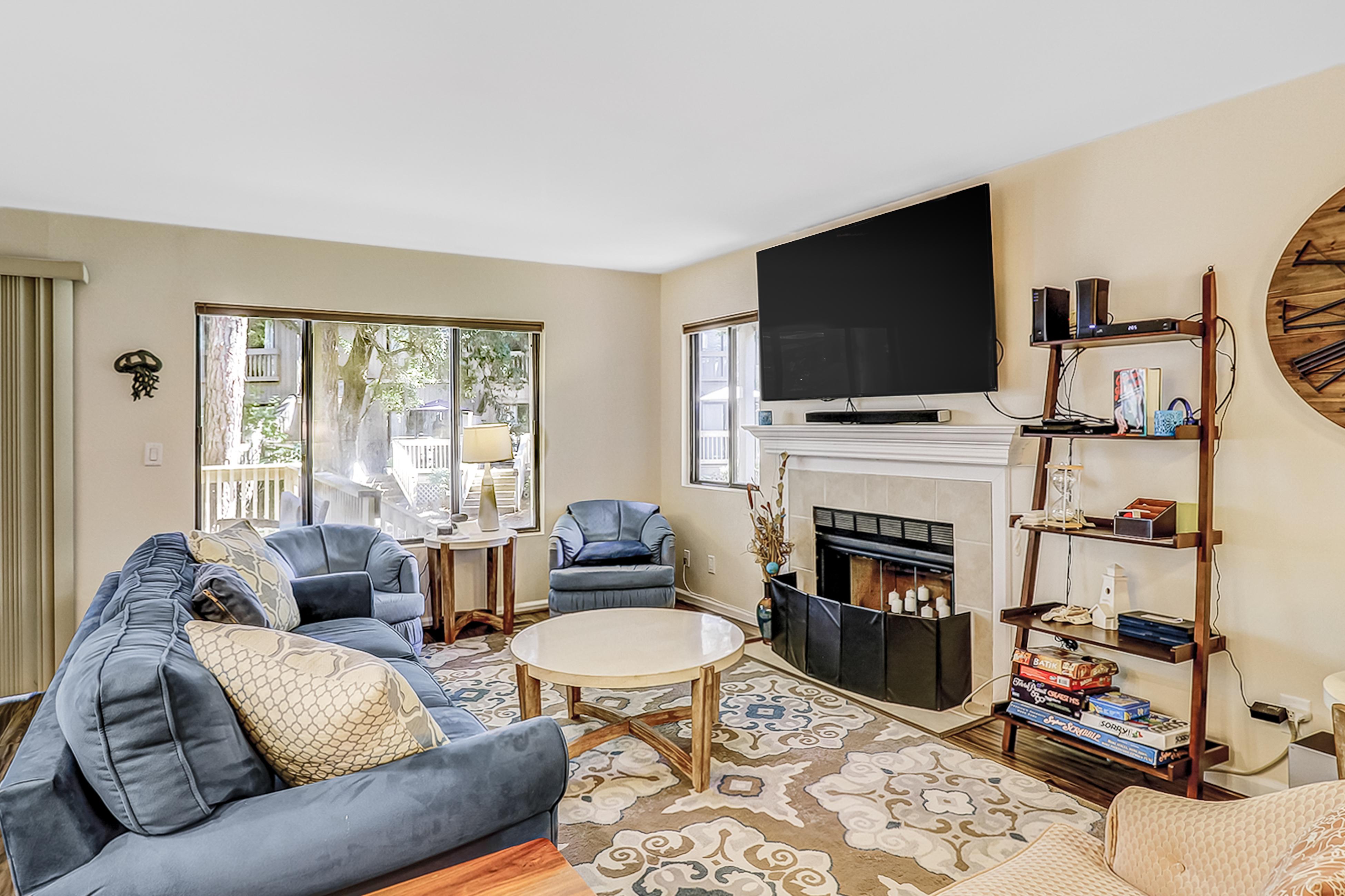 Beachwalk 190 | Photo 1