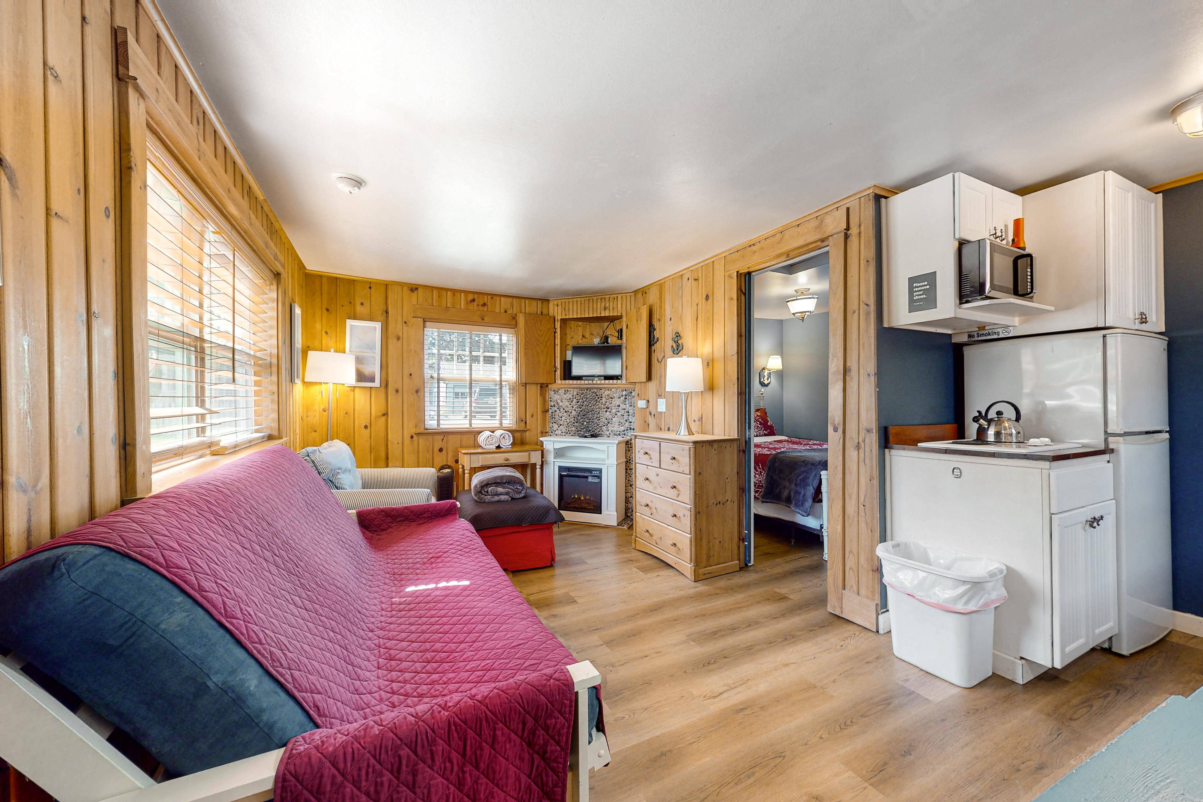 Hidden Villa Cottage #1 - The Nautical Cottage 5