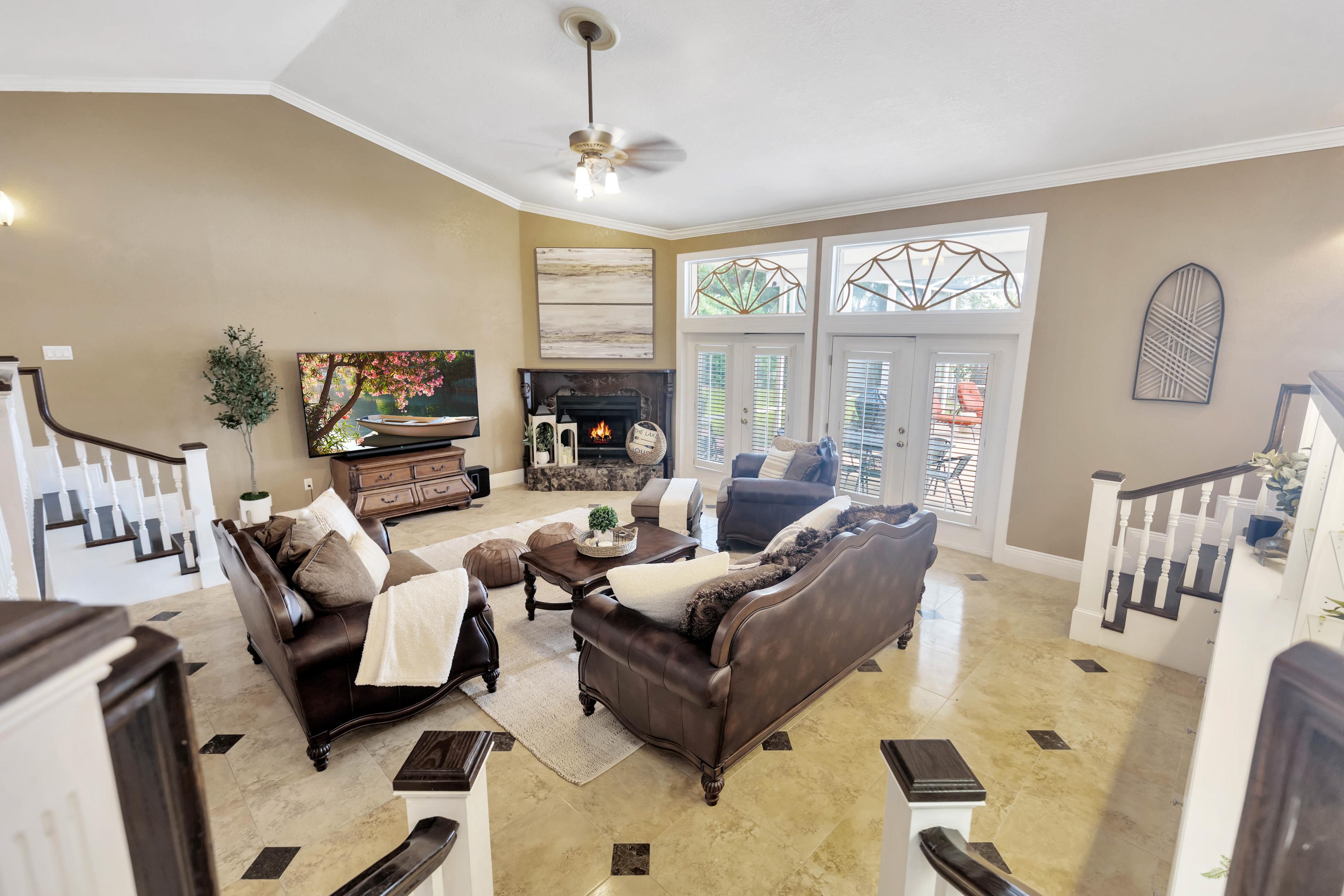 The Luxury Lakehouse