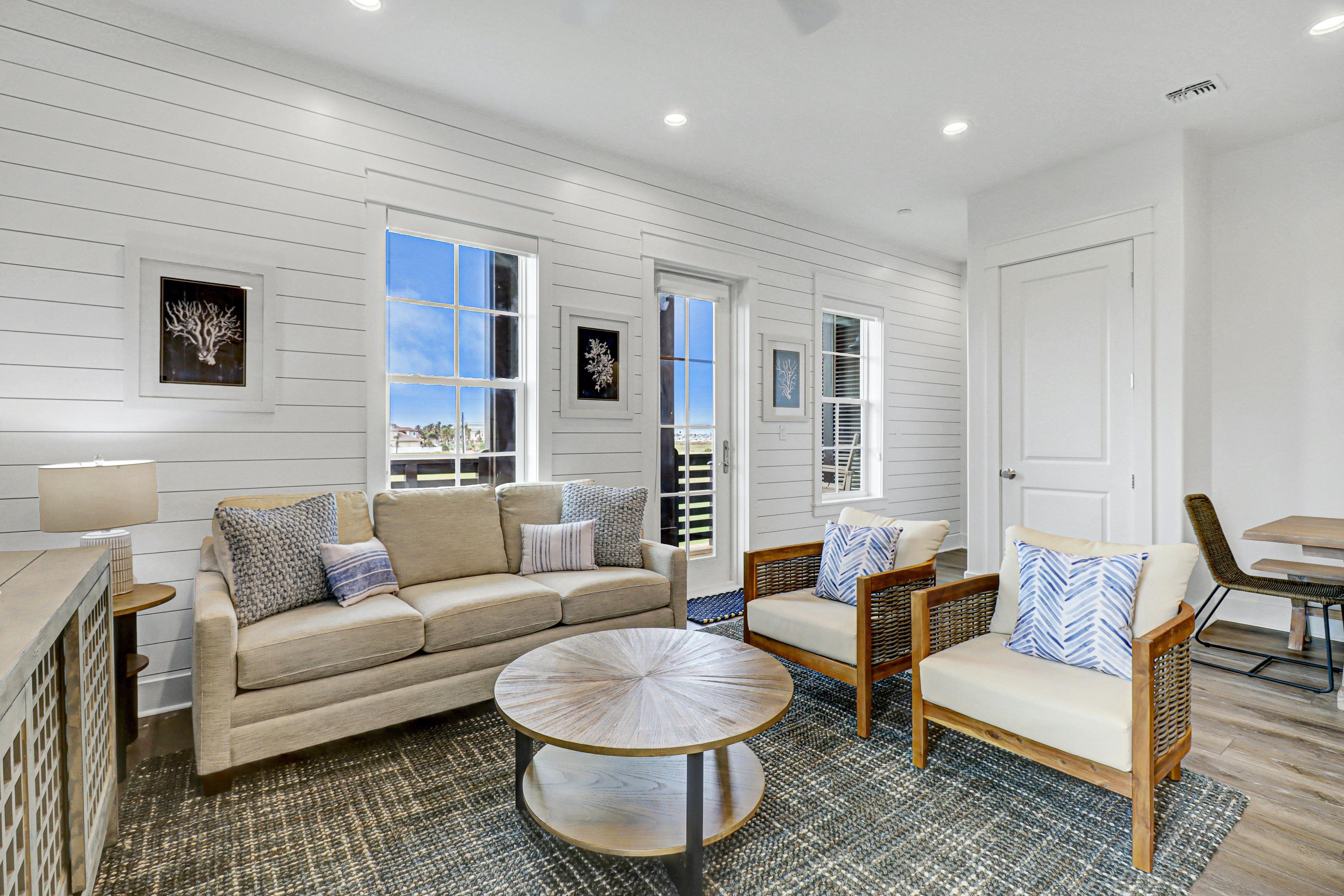 Good Tides at Palmilla Beach