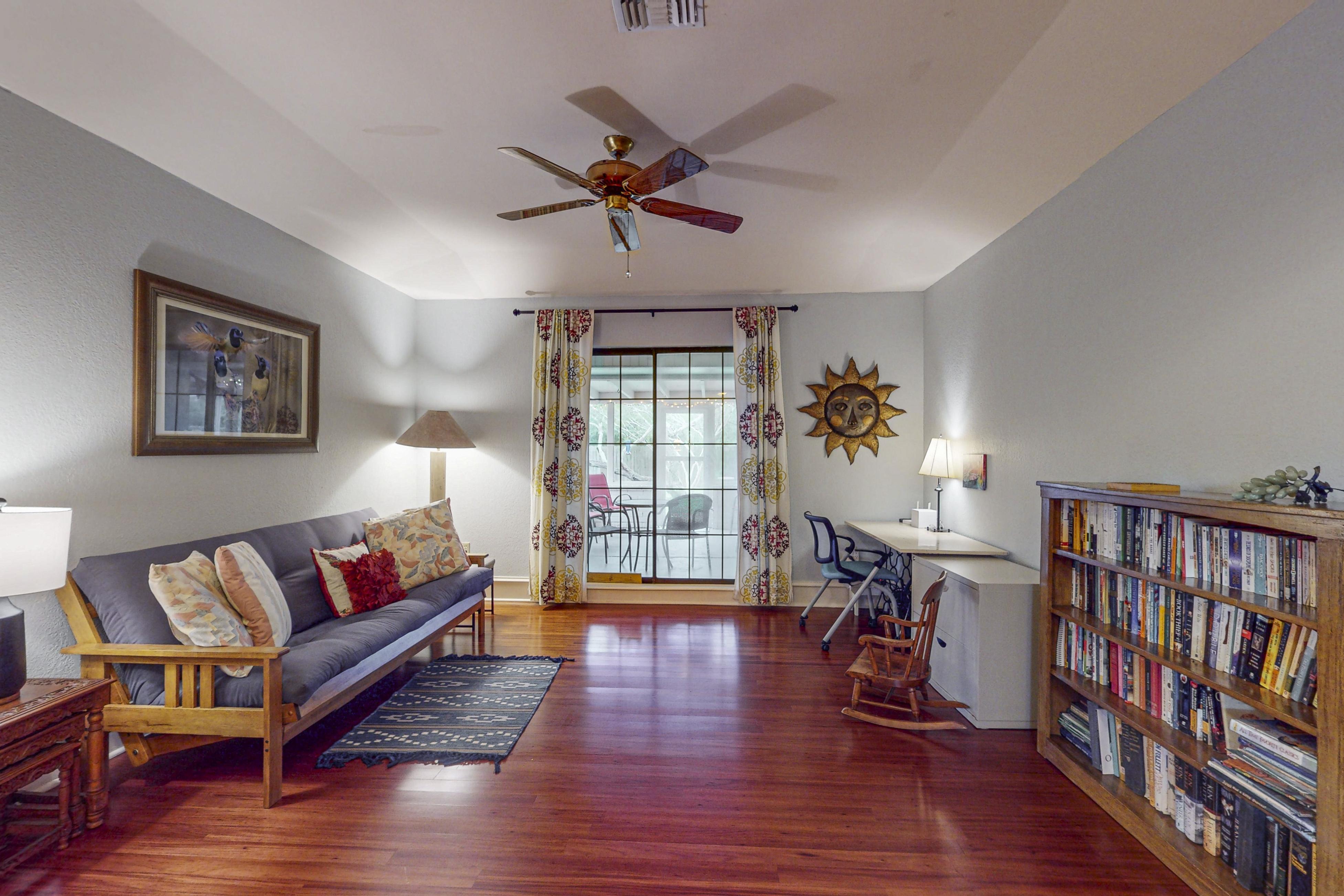 Birder's Heaven at 621 Palm 6