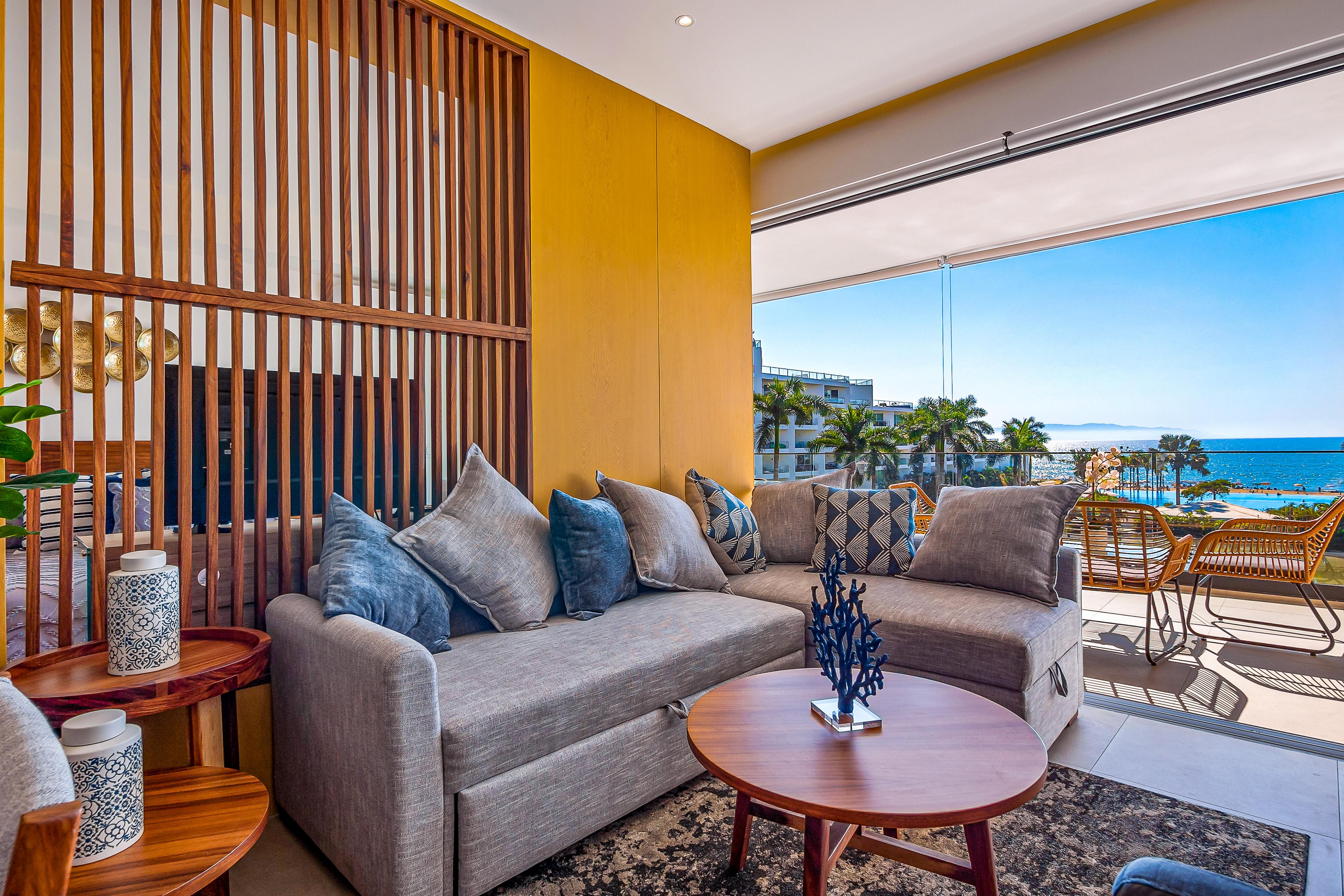 Aria Ocean Condo, # 403 T3 2