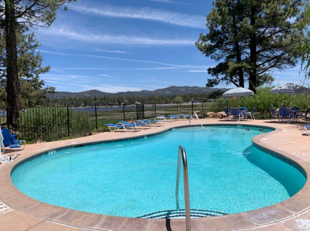 Junipine Lakefront Condo