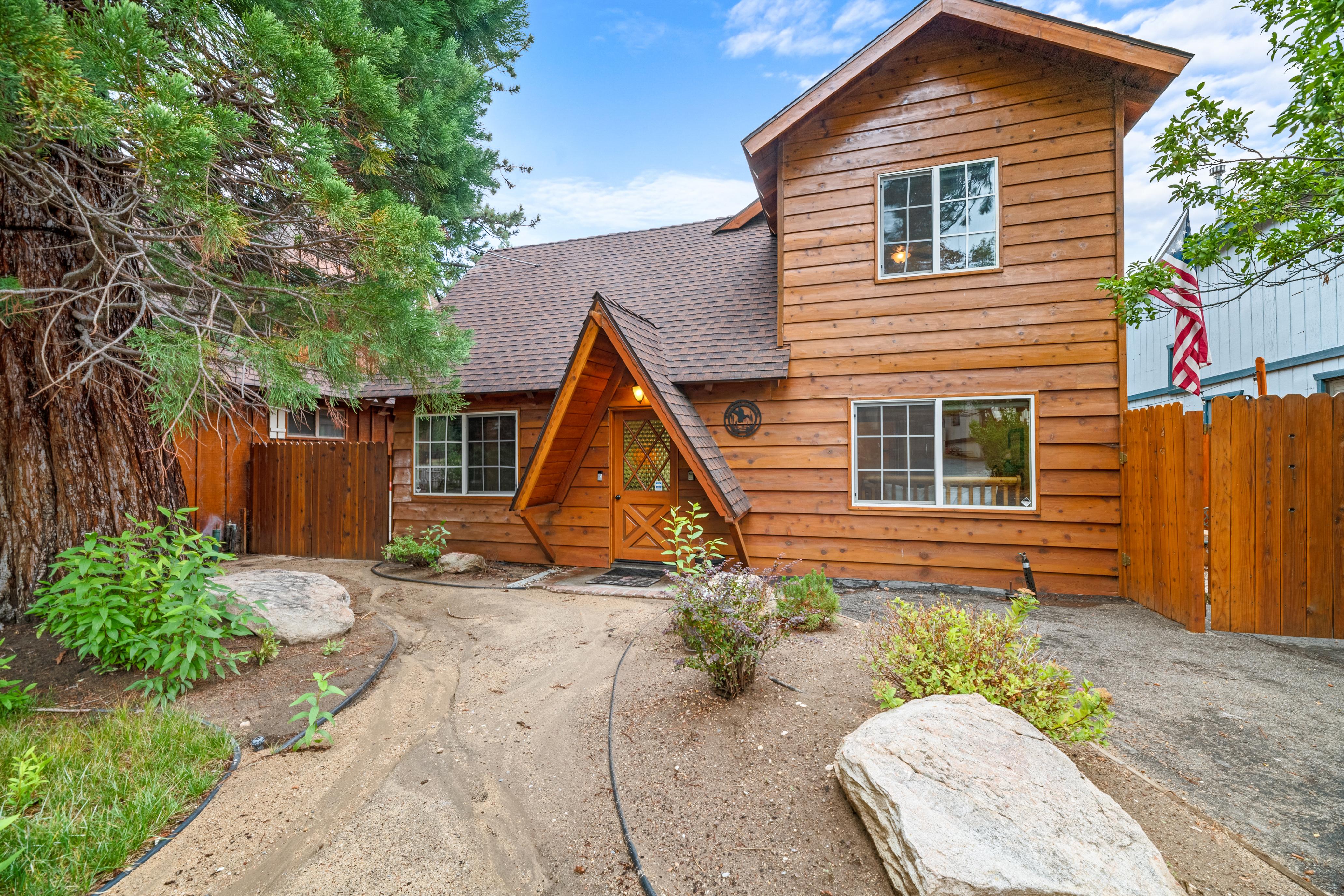 Mallard Landing Lakefront