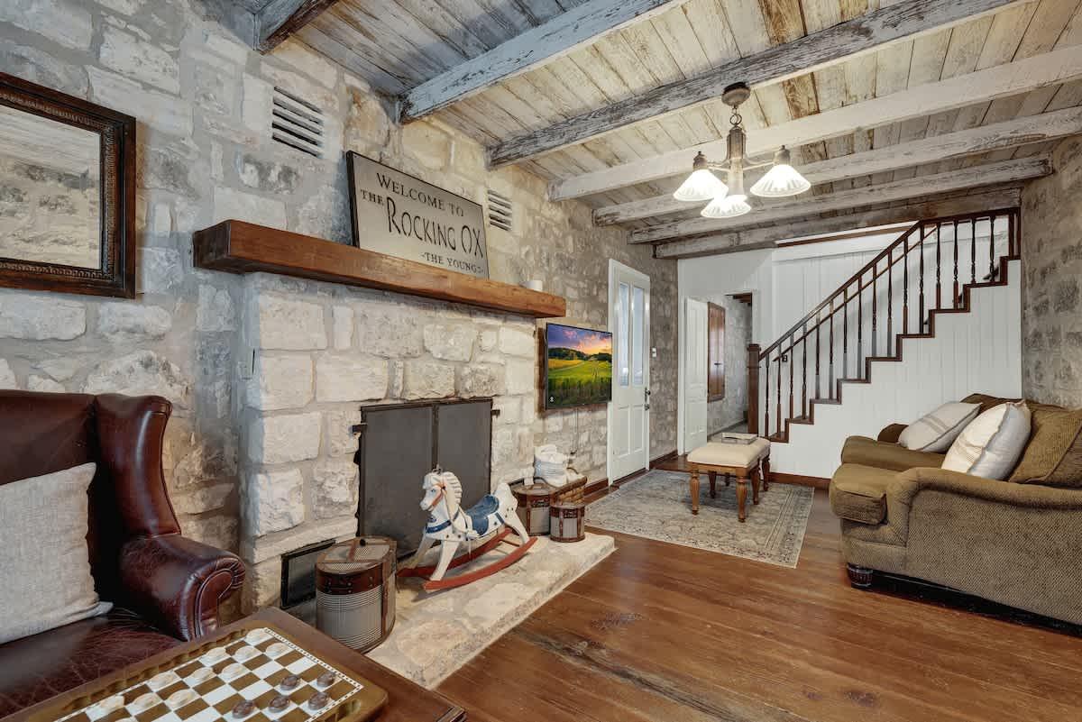 Historic & Remodeled Sunday Haus-5 Mins to Dtown!