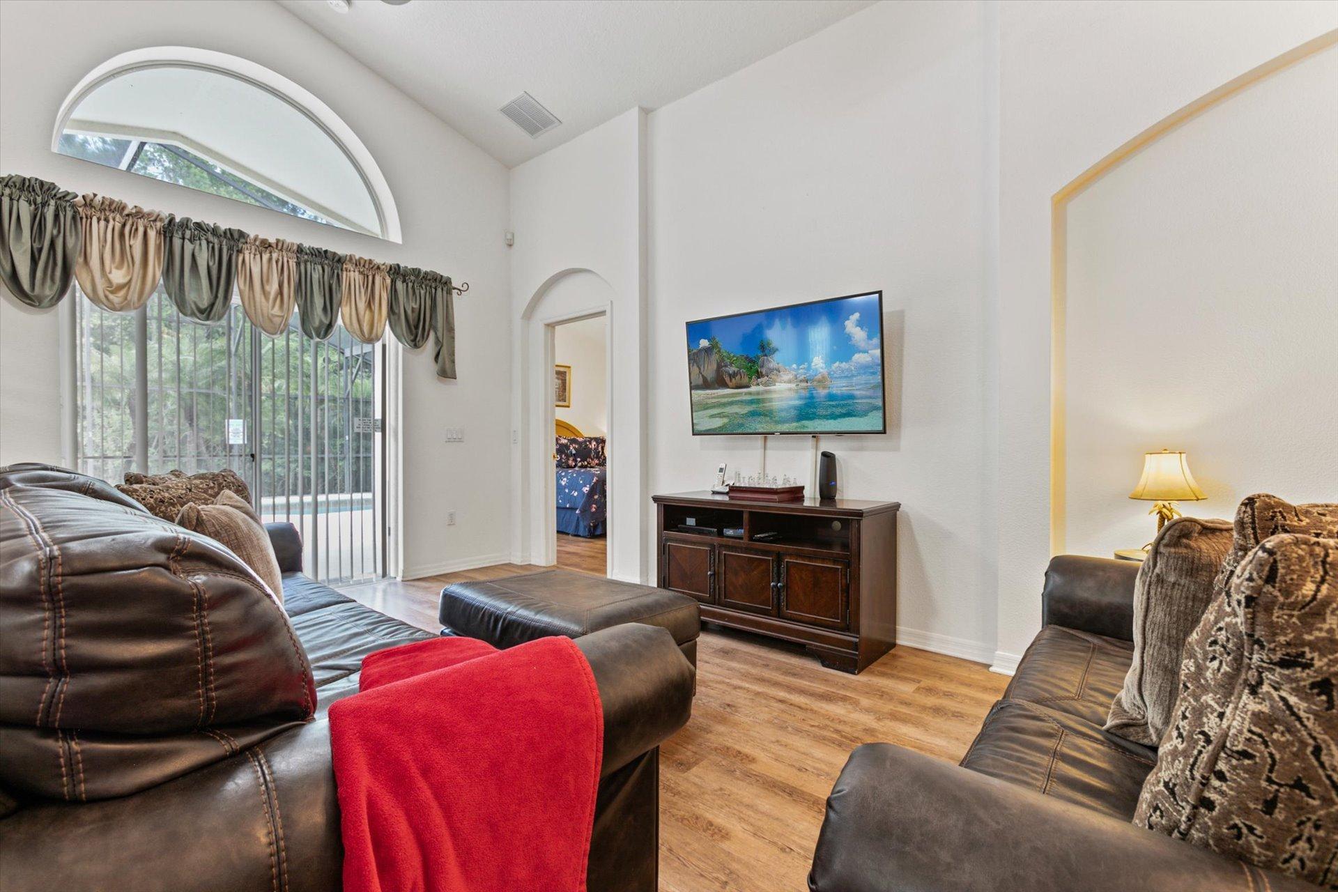 4676 cumbrian lakes dr