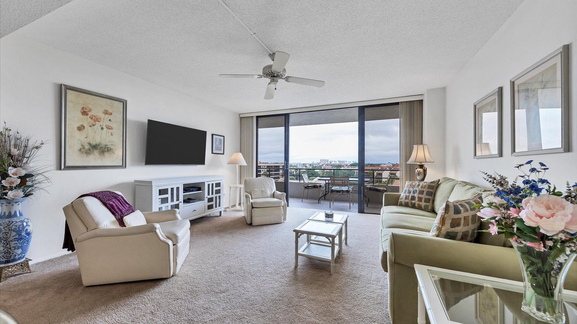 6415 midnight pass road unit 601