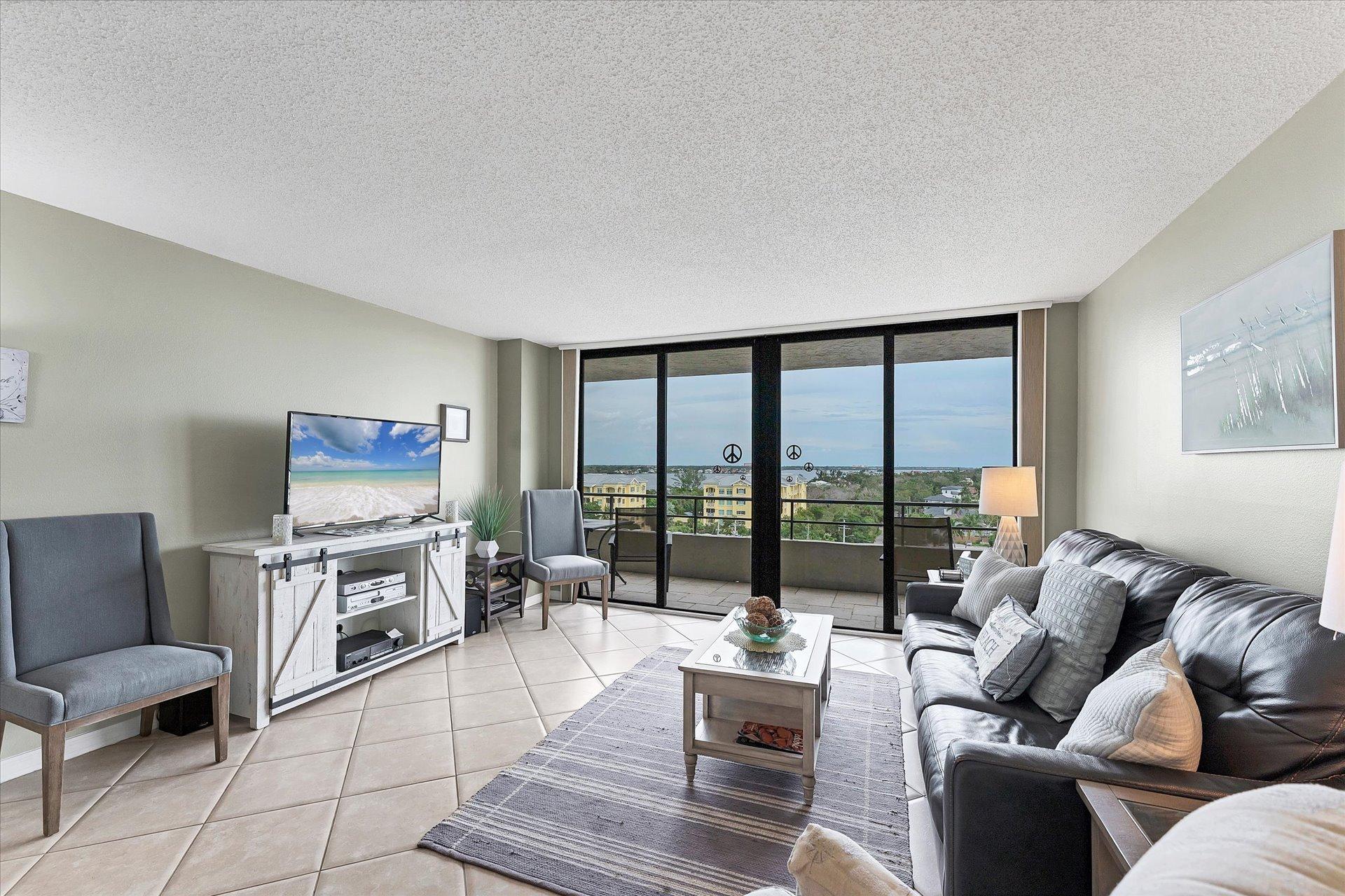 6415 midnight pass road unit ph8