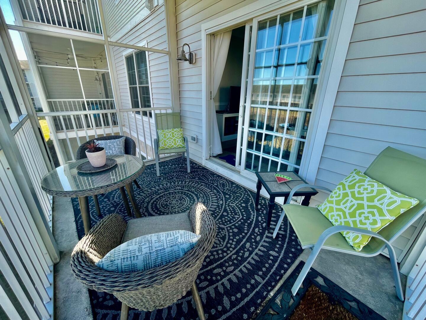 SANDY BOTTOM CIRCLE 6202