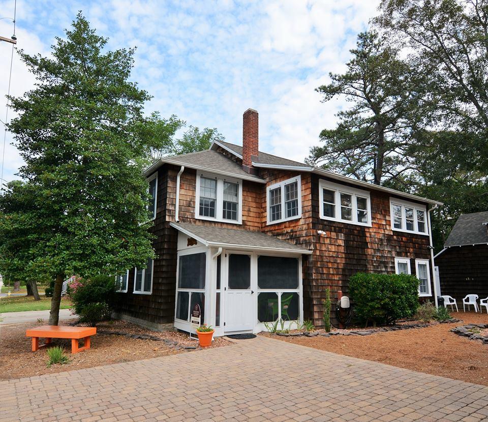 KING CHARLES AVENUE 604