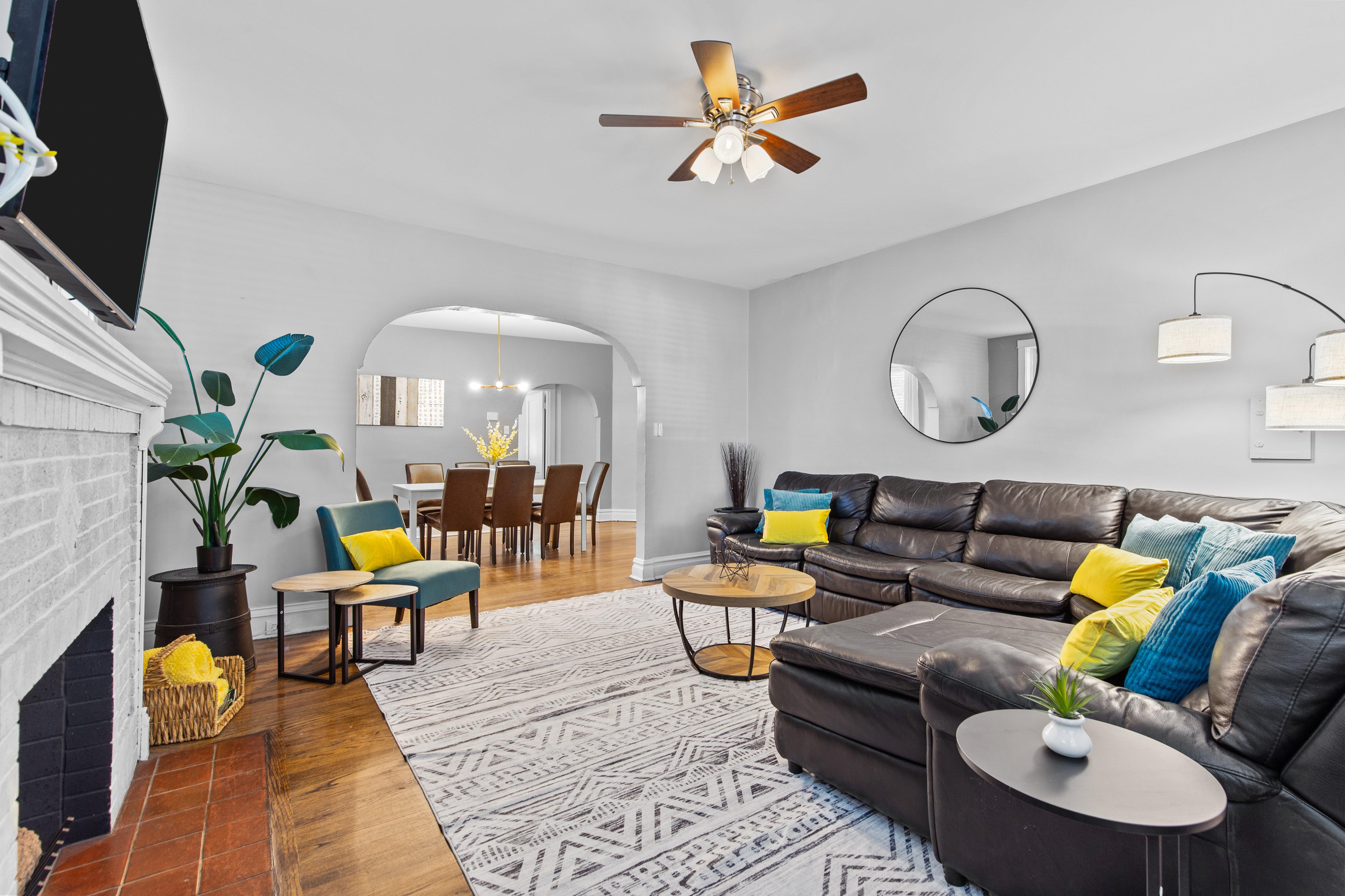 4500: Botanical Bliss by JZ Vacation Rentals