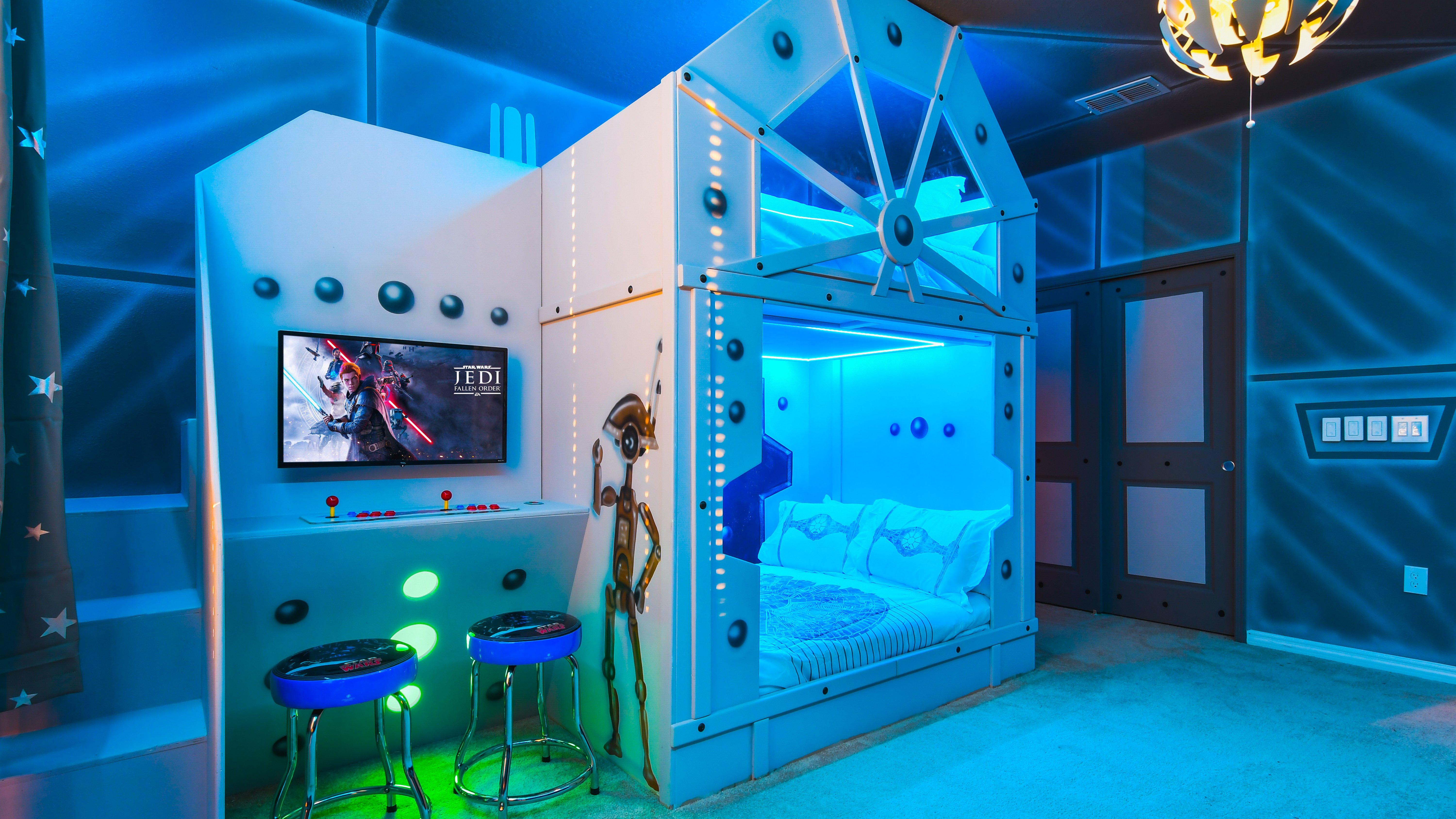 10BR Magic Retreat Pool/Spa/Game near Disney !