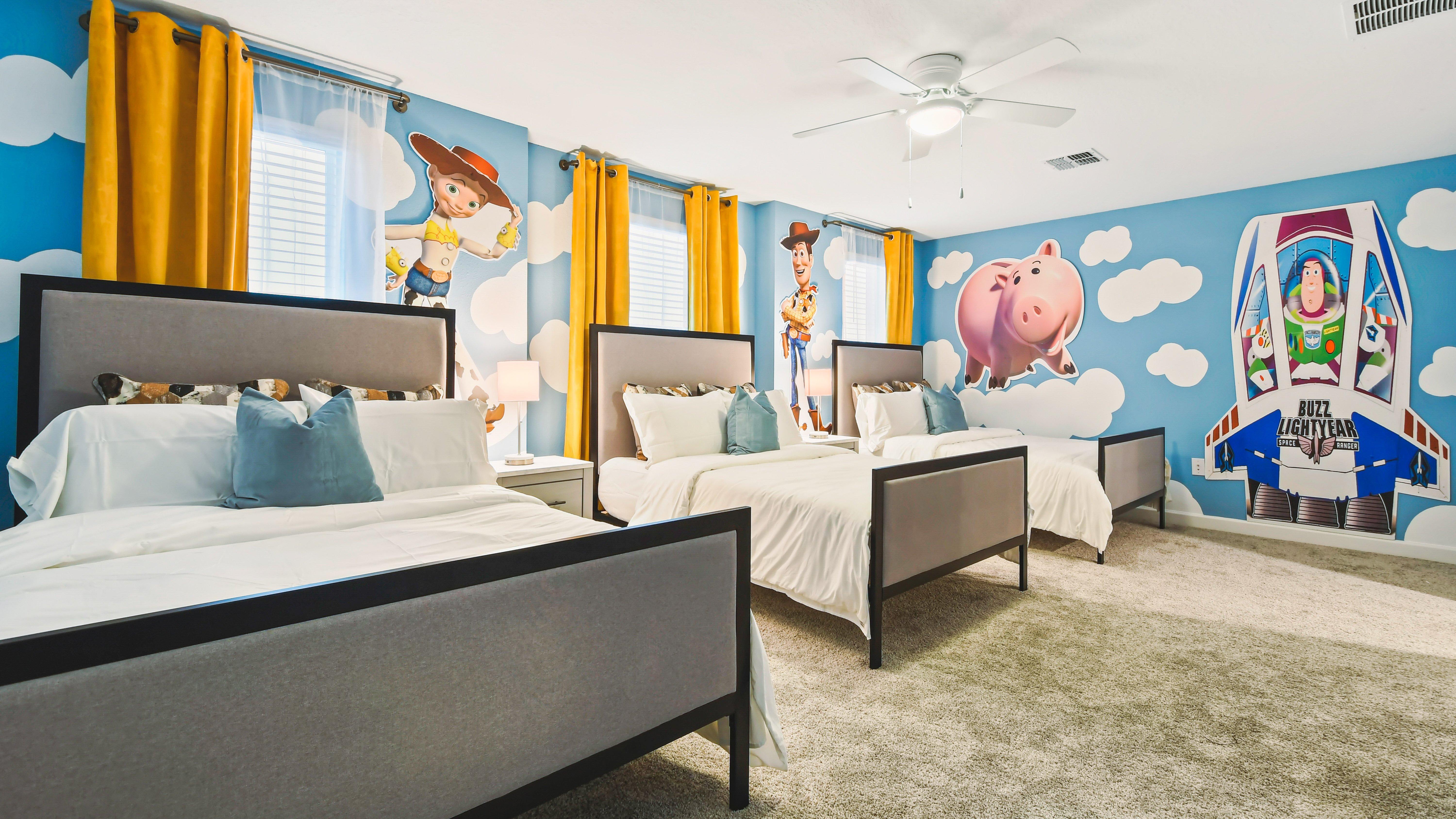 Storey Lake 9BR Lakeview Home Pool/SPA/Game Disney