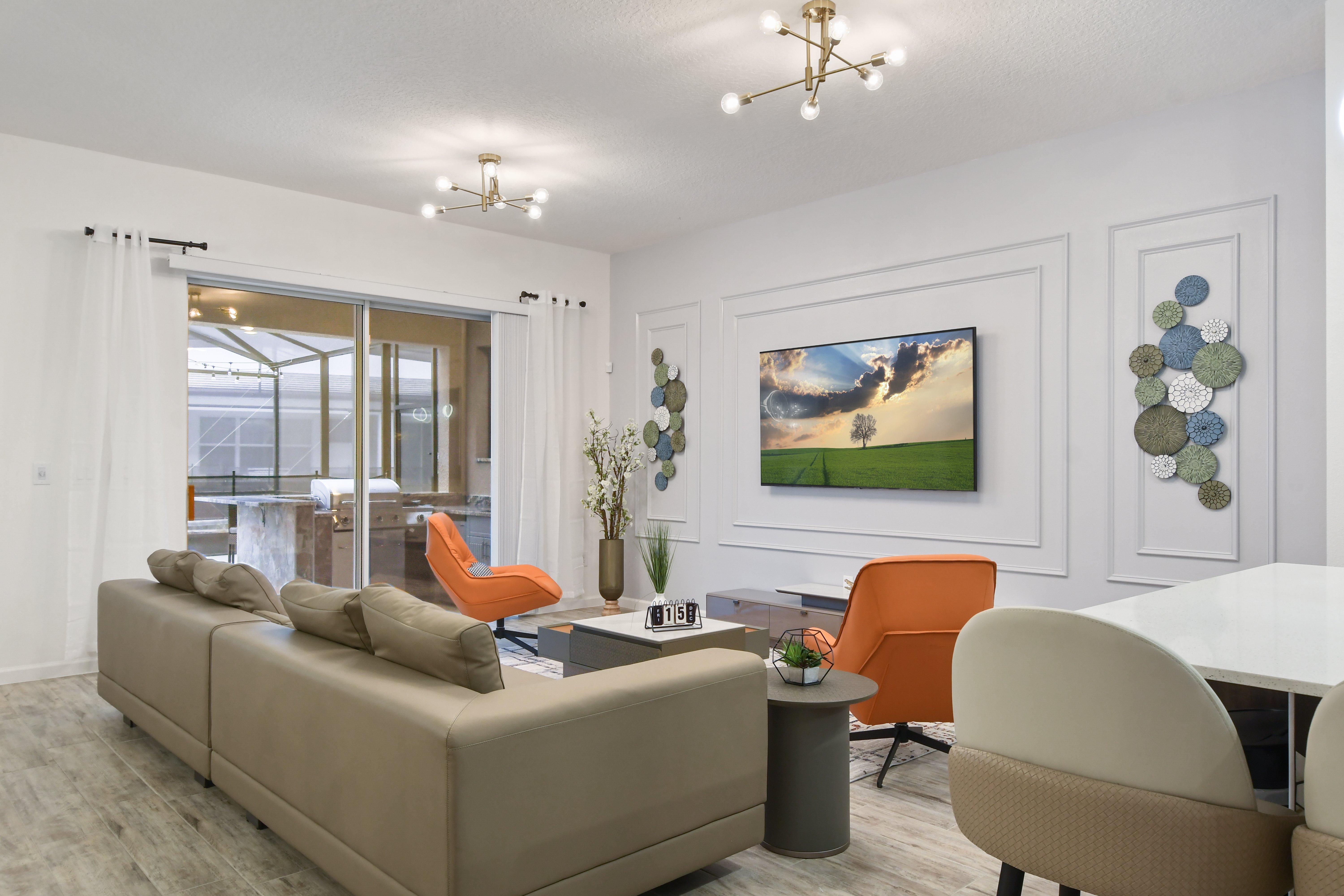 NEW Disney Themed 12BR Home Pool/SPA/Game/Tiki Bar