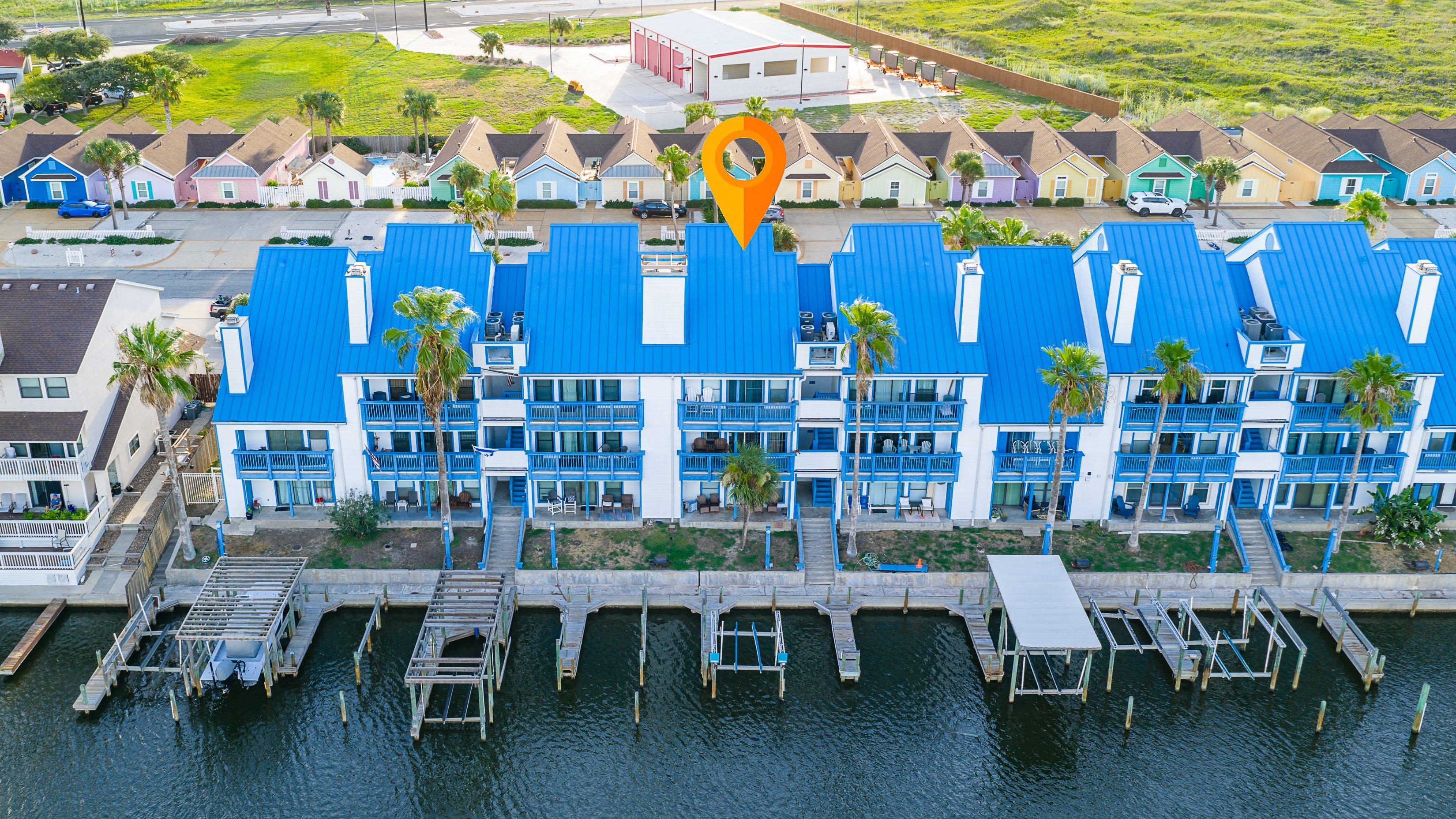 Spinnaker 317 - WATERFRONT/BOAT SLIP!