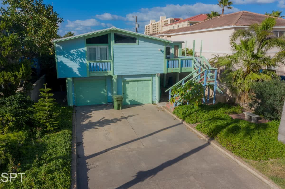 Caribbean Vibes House