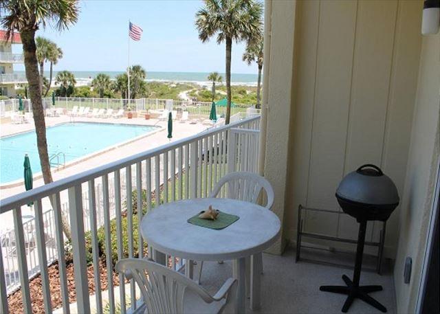 Ocean View 2 Bed, 2 bath, Steps to the Beach - Spanish Trace 240