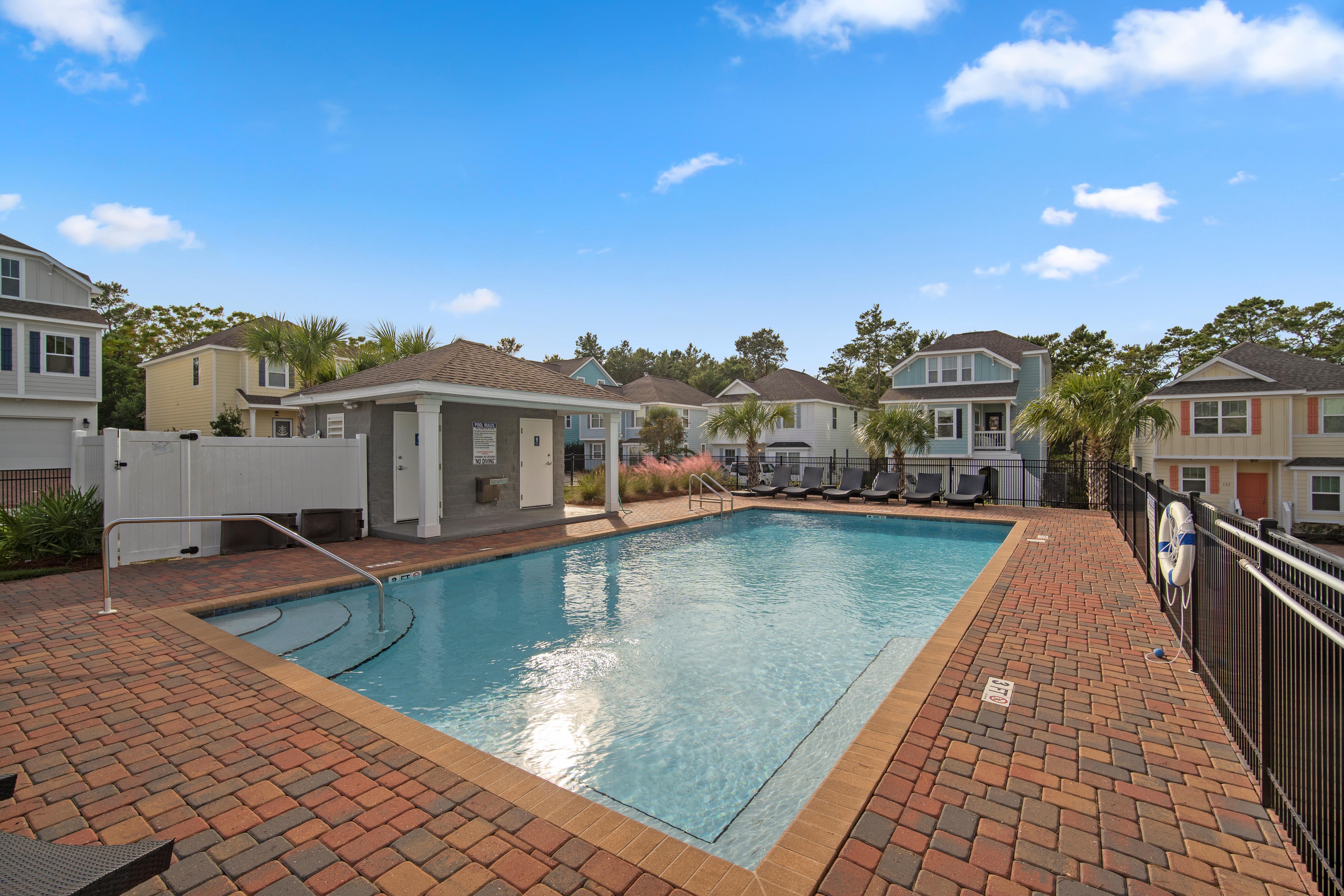 The FUN Orange home in a Great Location with bonus GAME room
