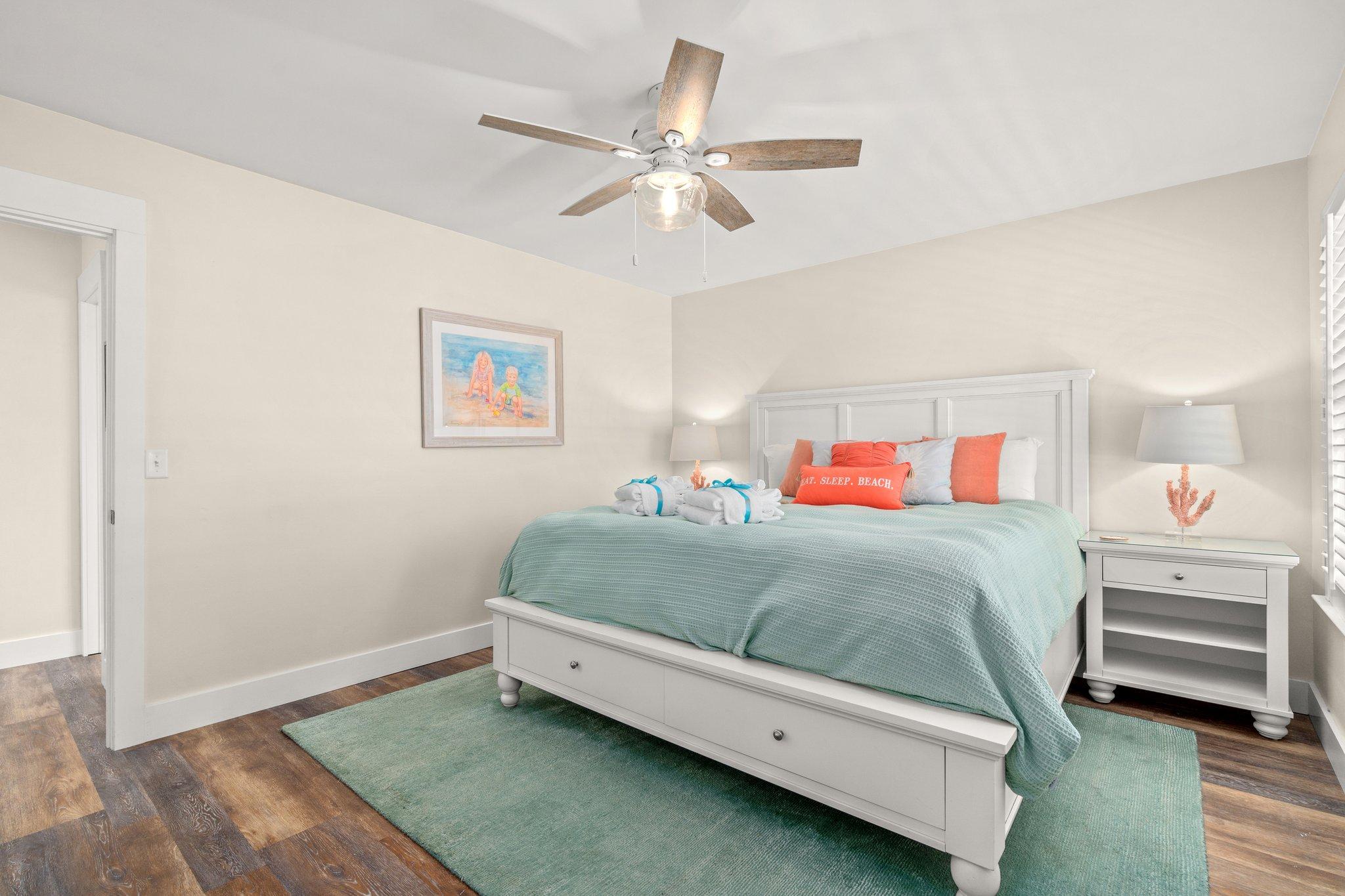 140 Feet To White Sandy Beaches! Newly Renovated! Pool! Grill!