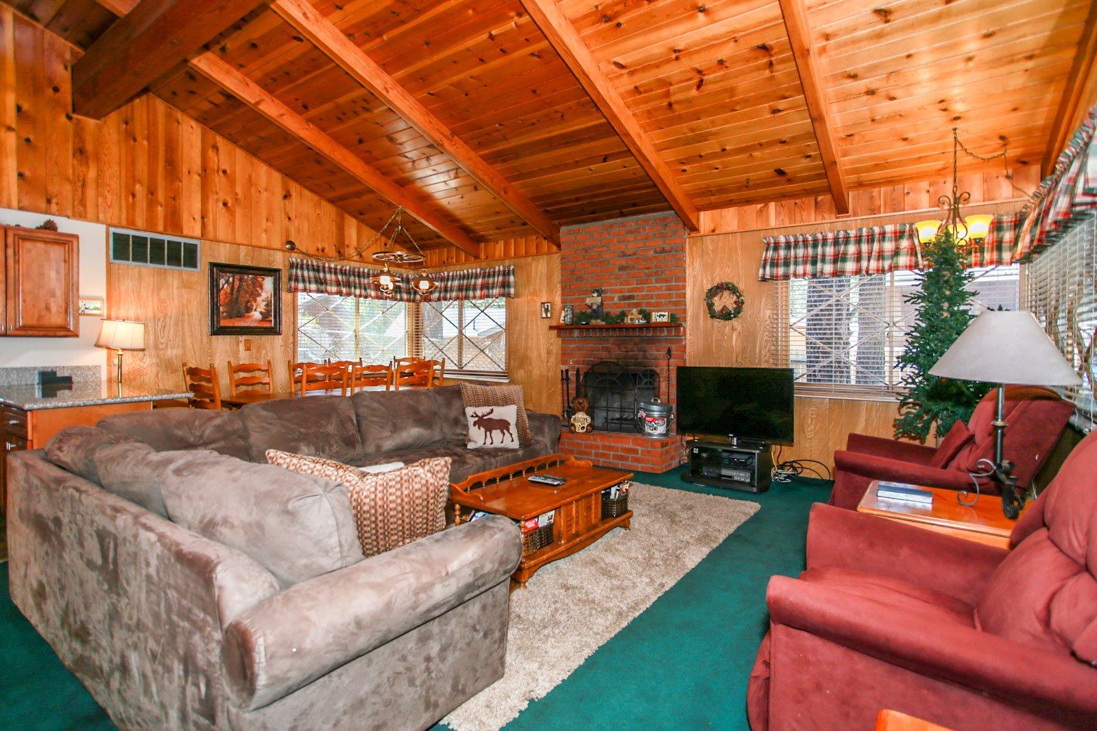 AVALON HIDE OUT #1336