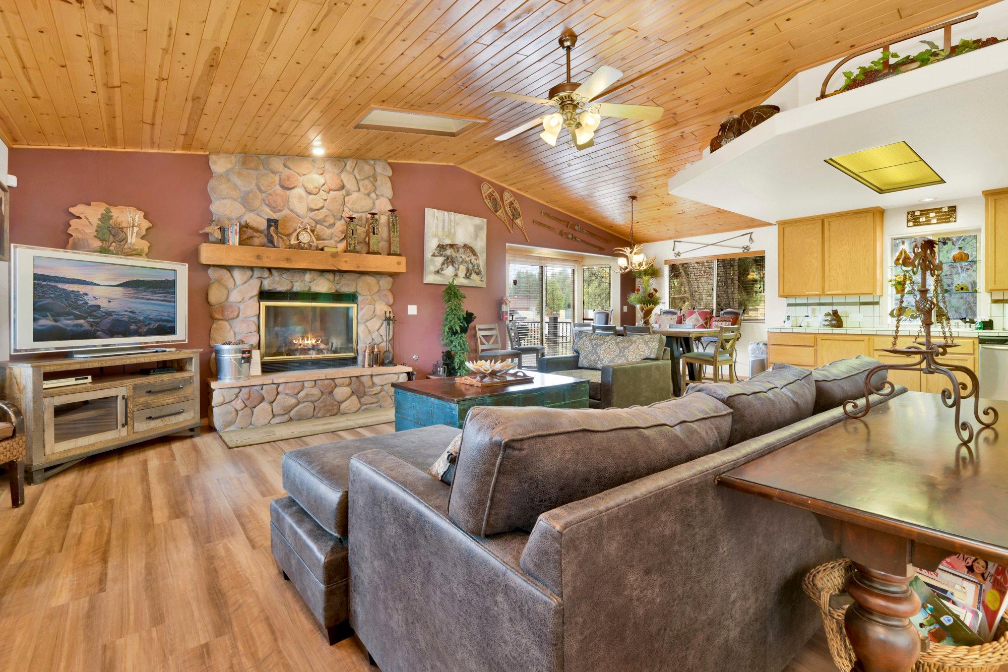 CAN'T BEAR TO LEAVE #1156